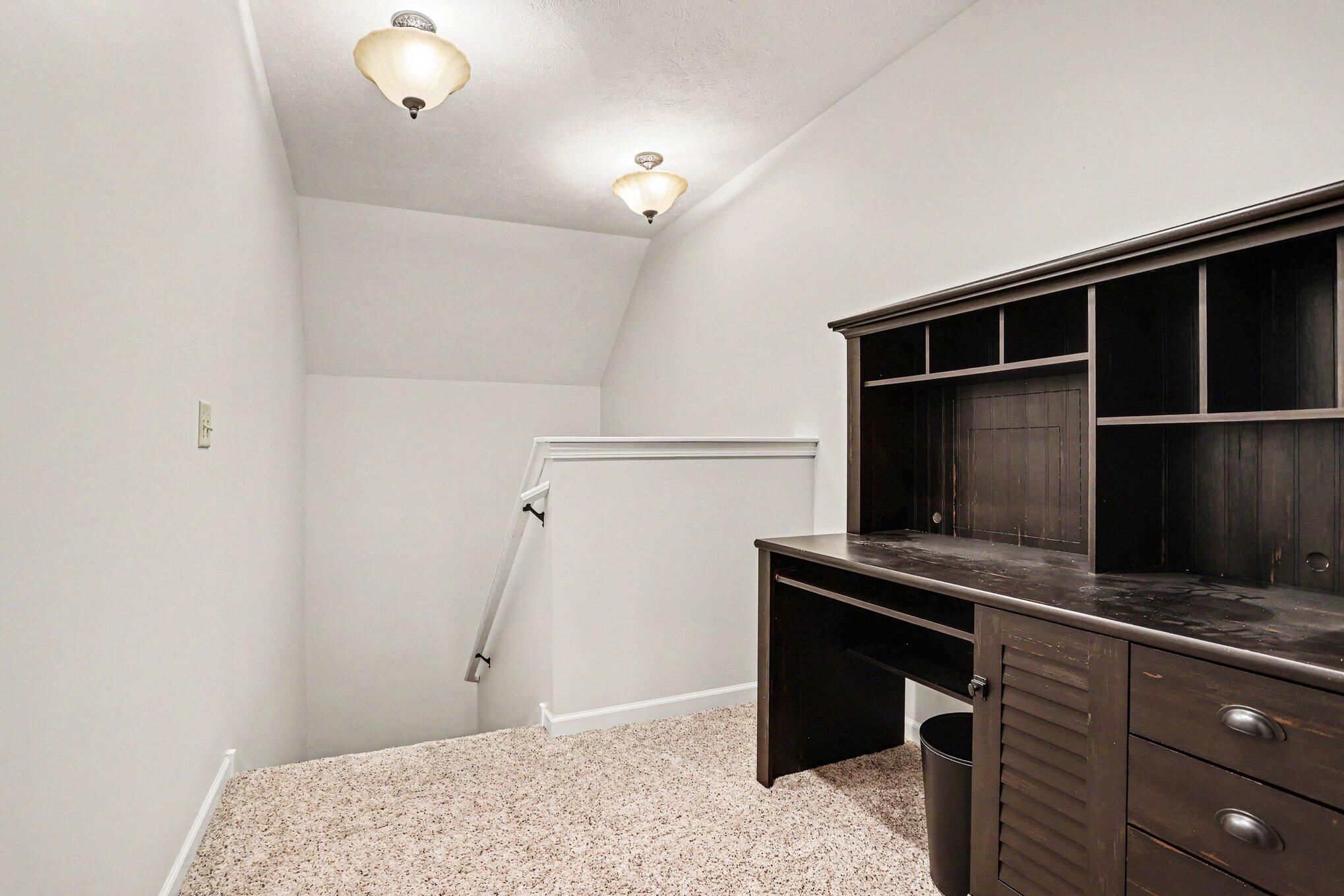 2724 Oldrew Circle Kalamazoo MI 49009