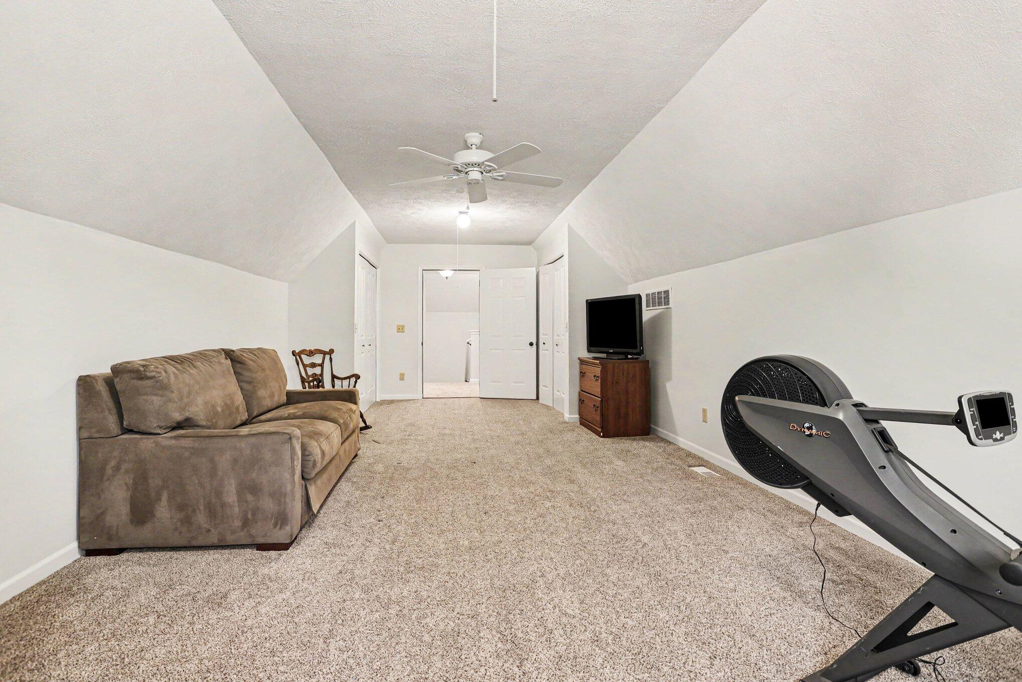 2724 Oldrew Circle Kalamazoo MI 49009