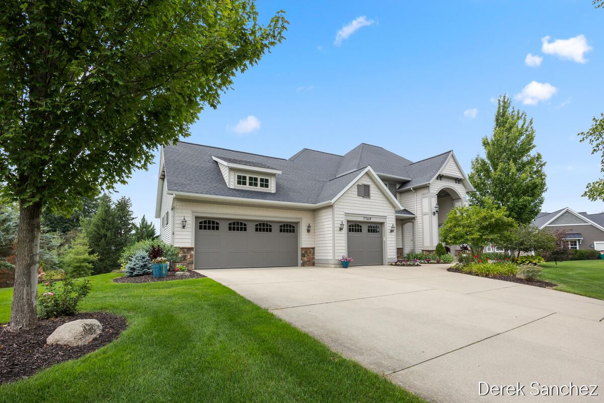 7769 SE Harmony Cove Court Byron Center MI 49315
