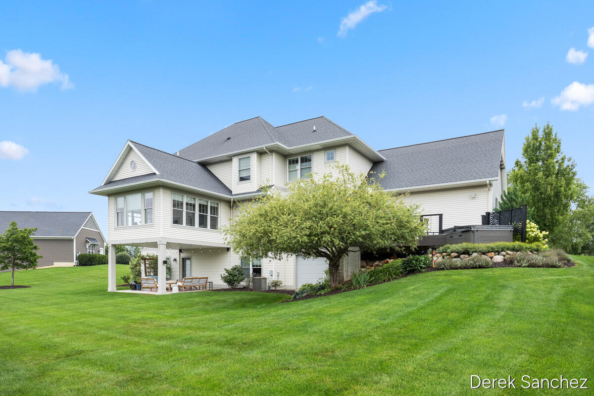 7769 SE Harmony Cove Court Byron Center MI 49315