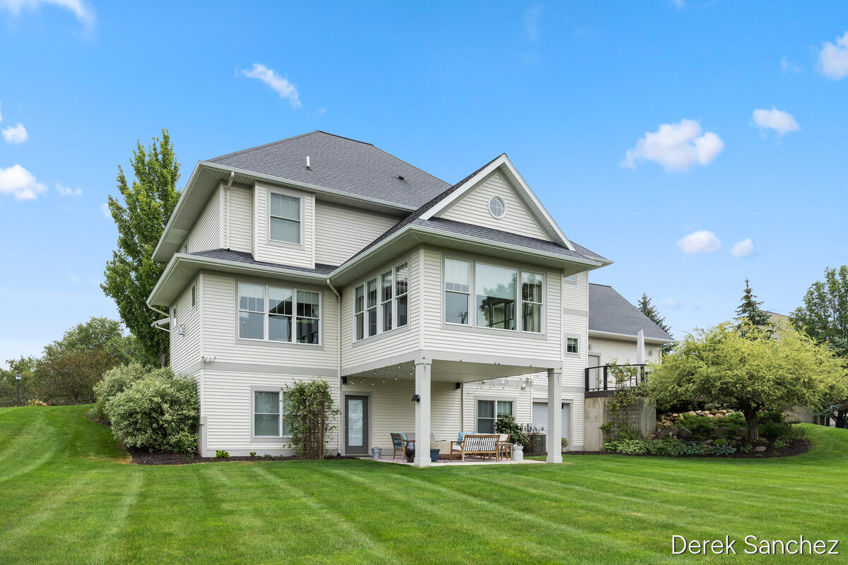 7769 SE Harmony Cove Court Byron Center MI 49315