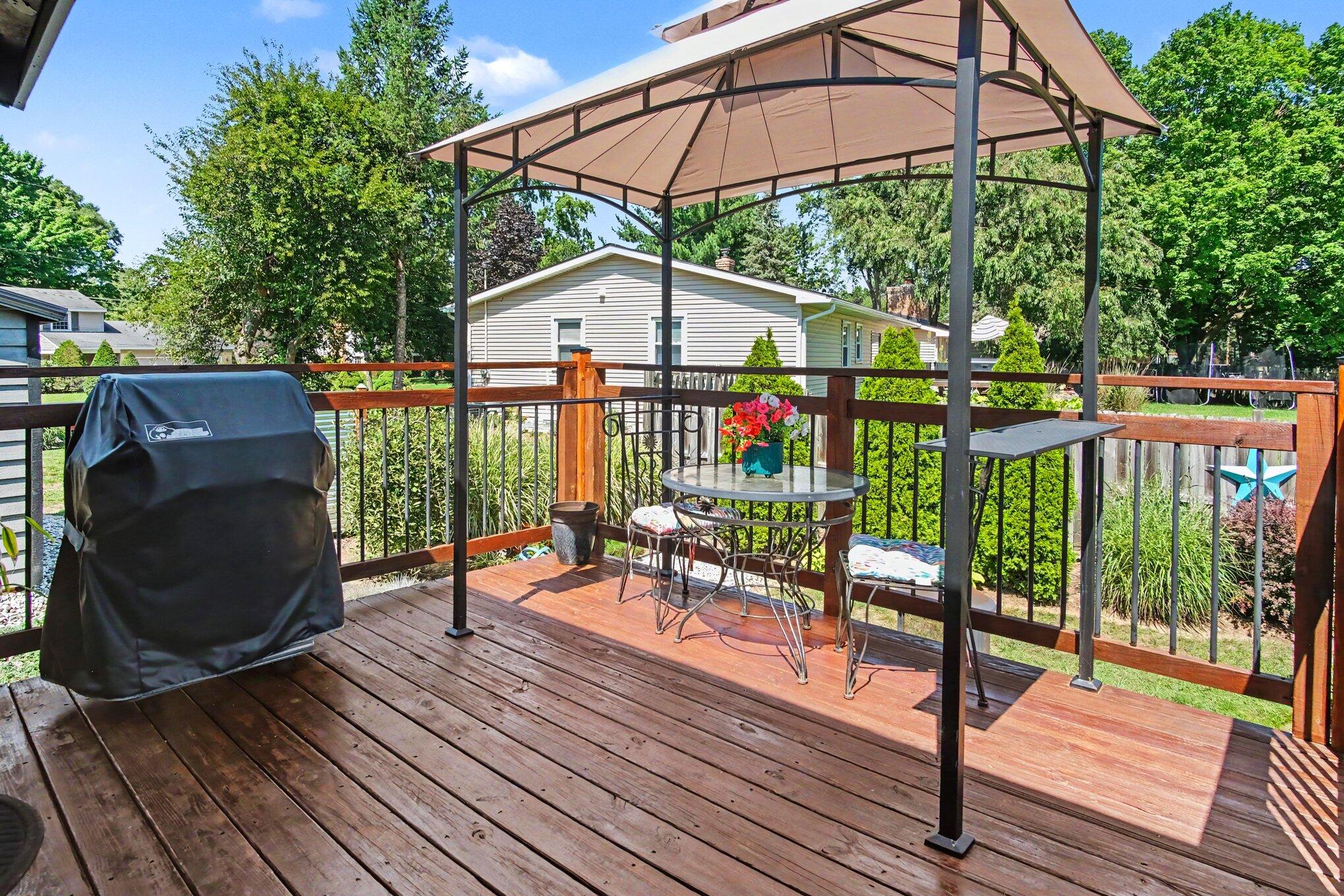 6230 Blythefield Avenue NE Rockford MI 49341