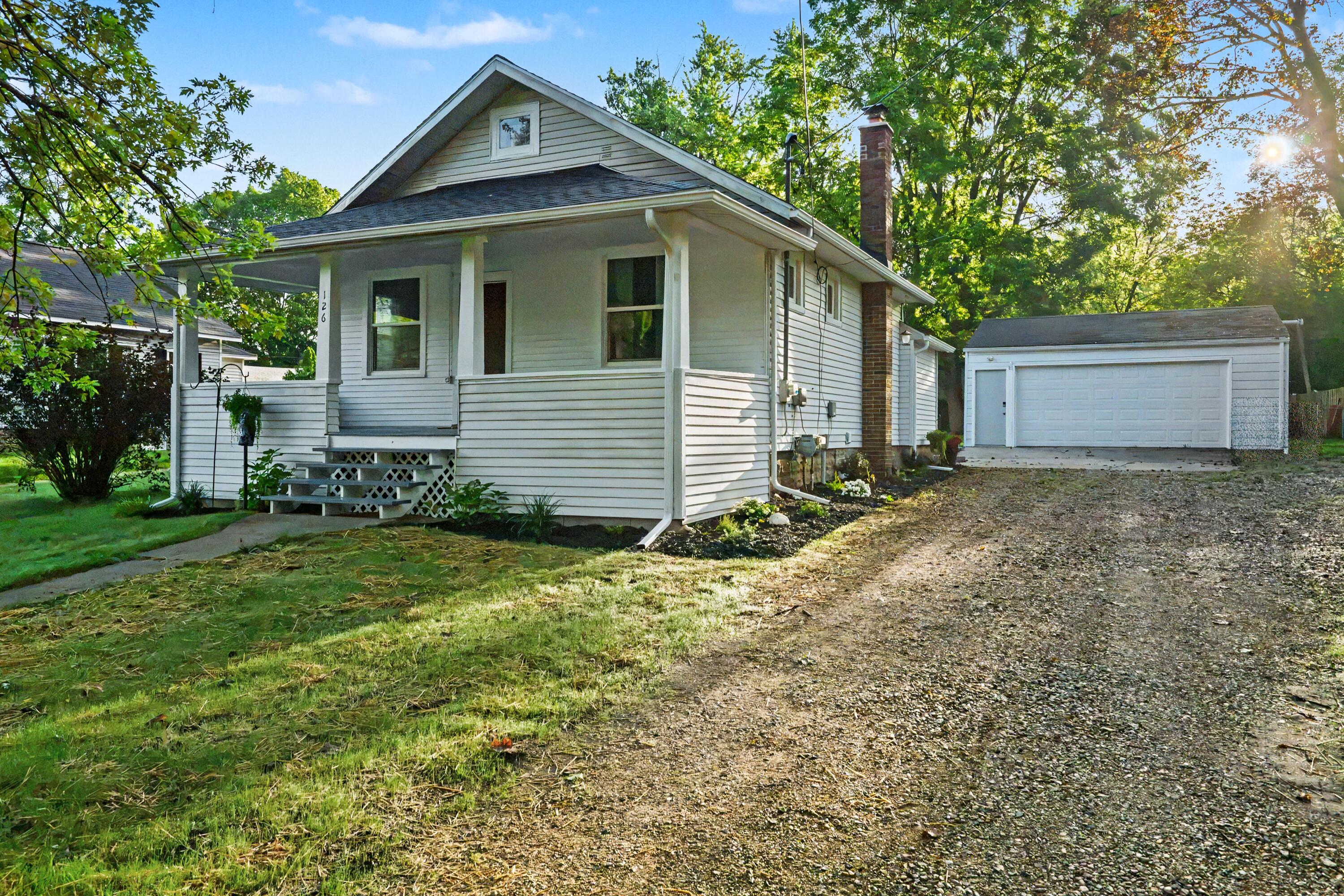 126 Gilkison Avenue Kalamazoo MI 49006