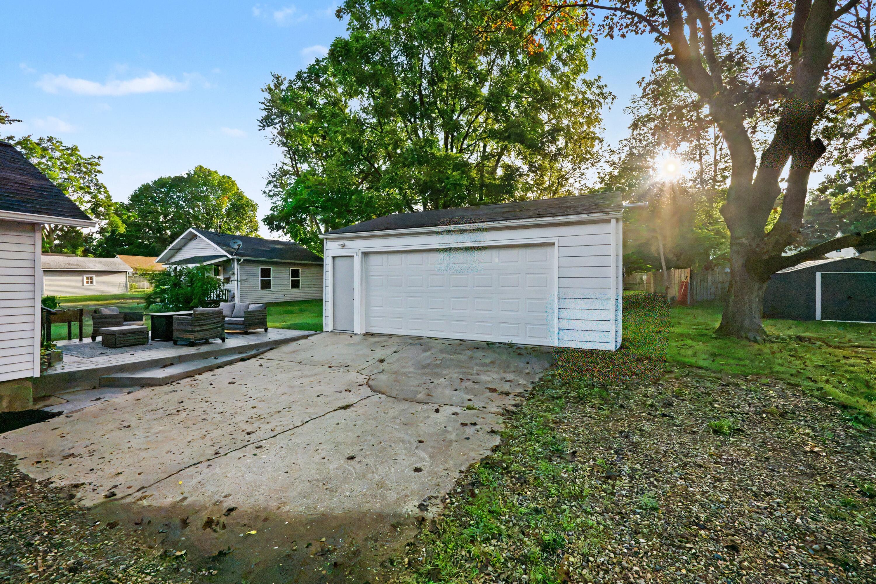 126 Gilkison Avenue Kalamazoo MI 49006