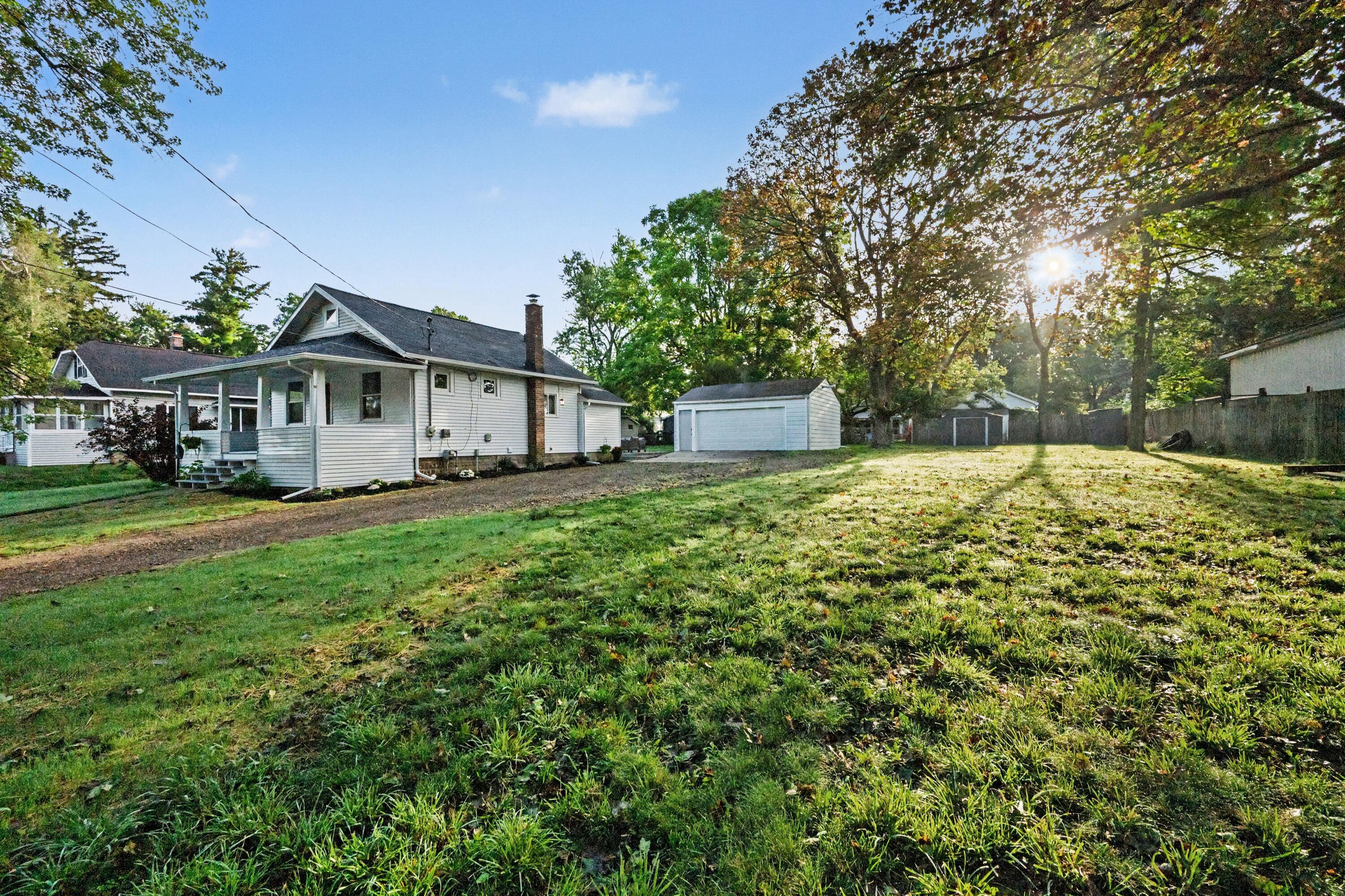 126 Gilkison Avenue Kalamazoo MI 49006