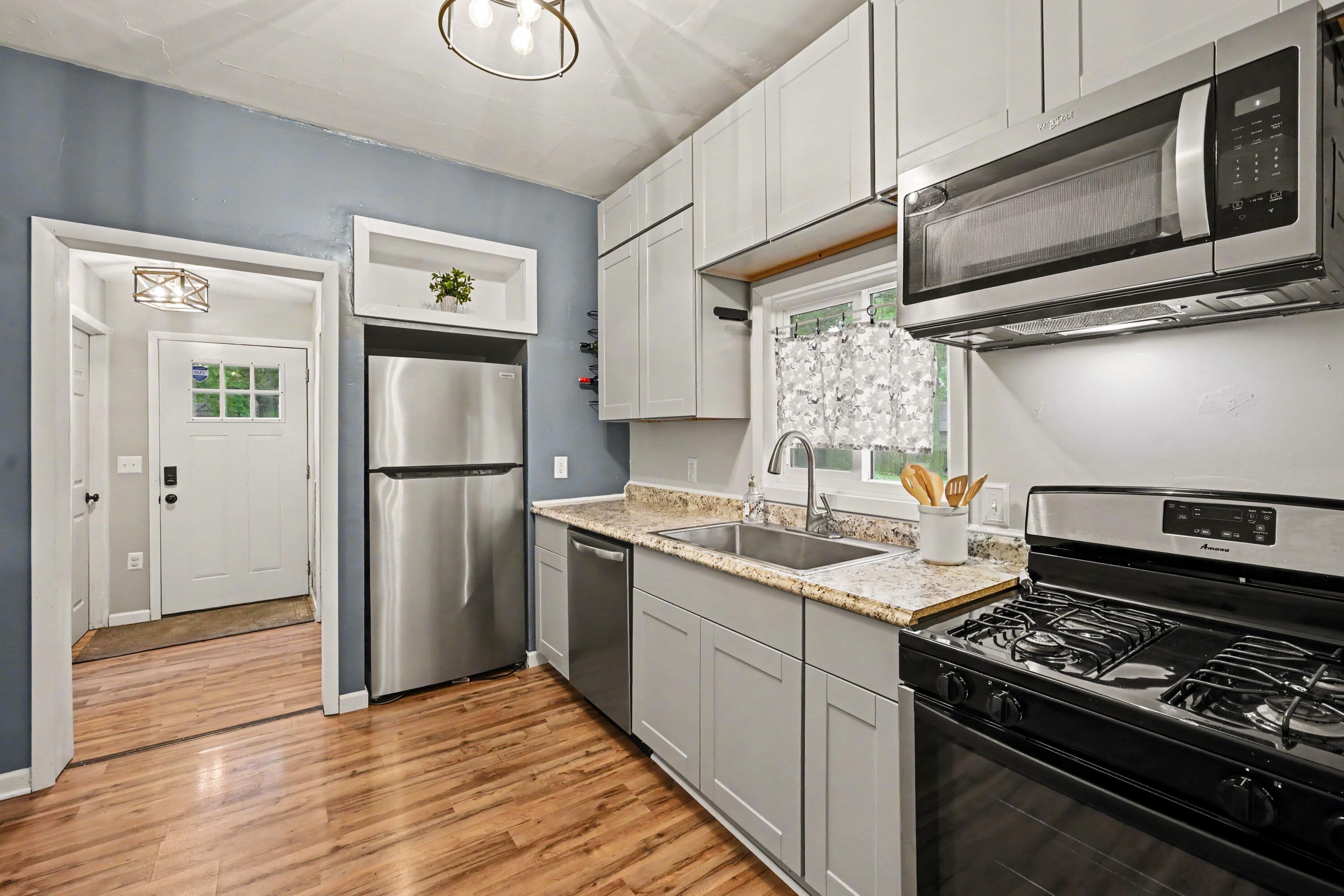 126 Gilkison Avenue Kalamazoo MI 49006