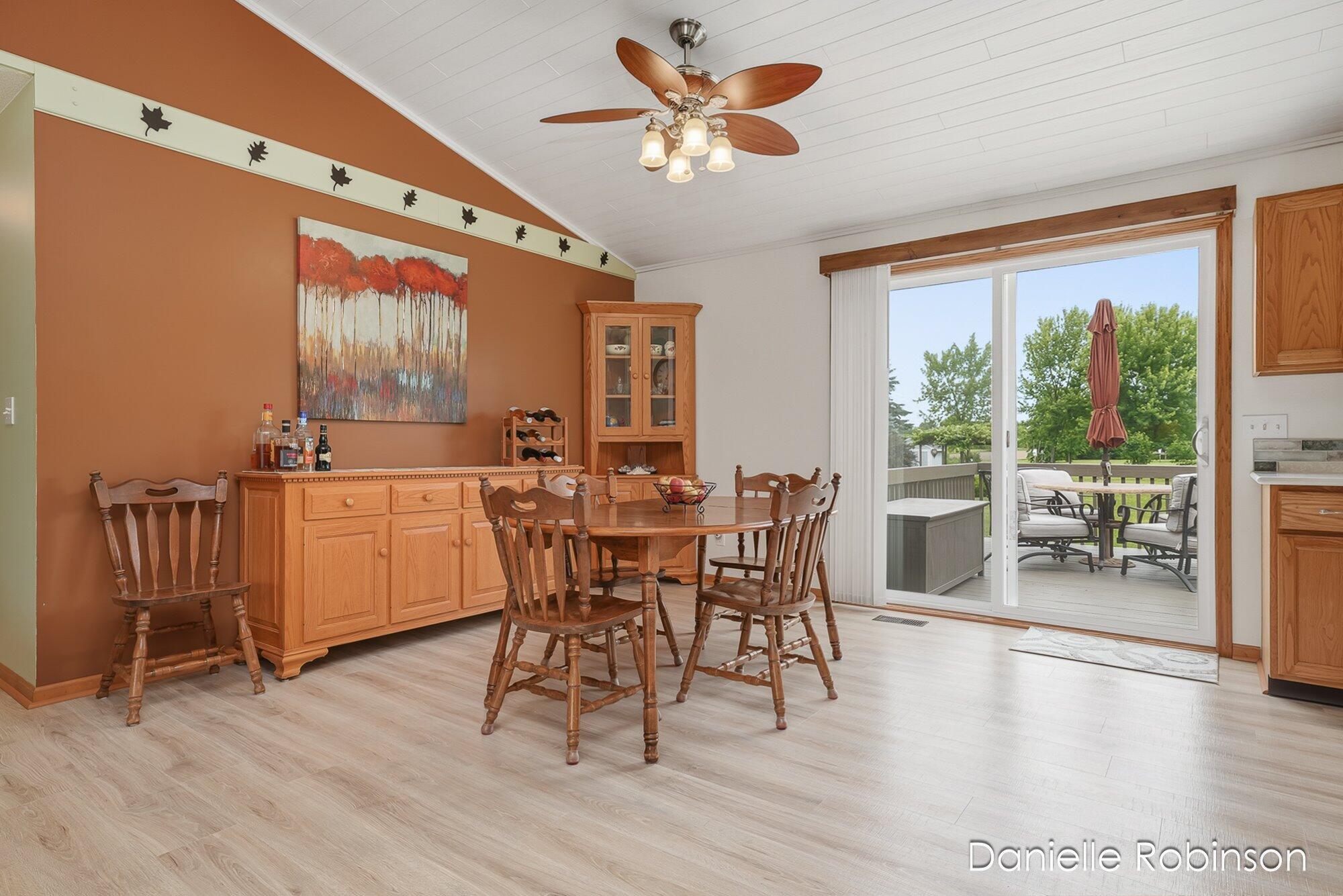 6829 12 Mile Road NE Rockford MI 49341