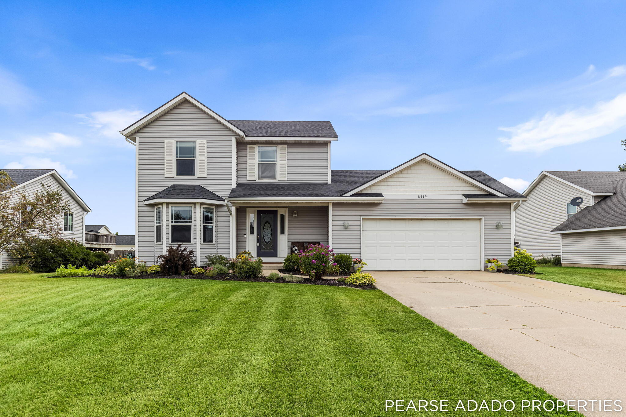 8325 Bennigan Lane Zeeland MI 49464