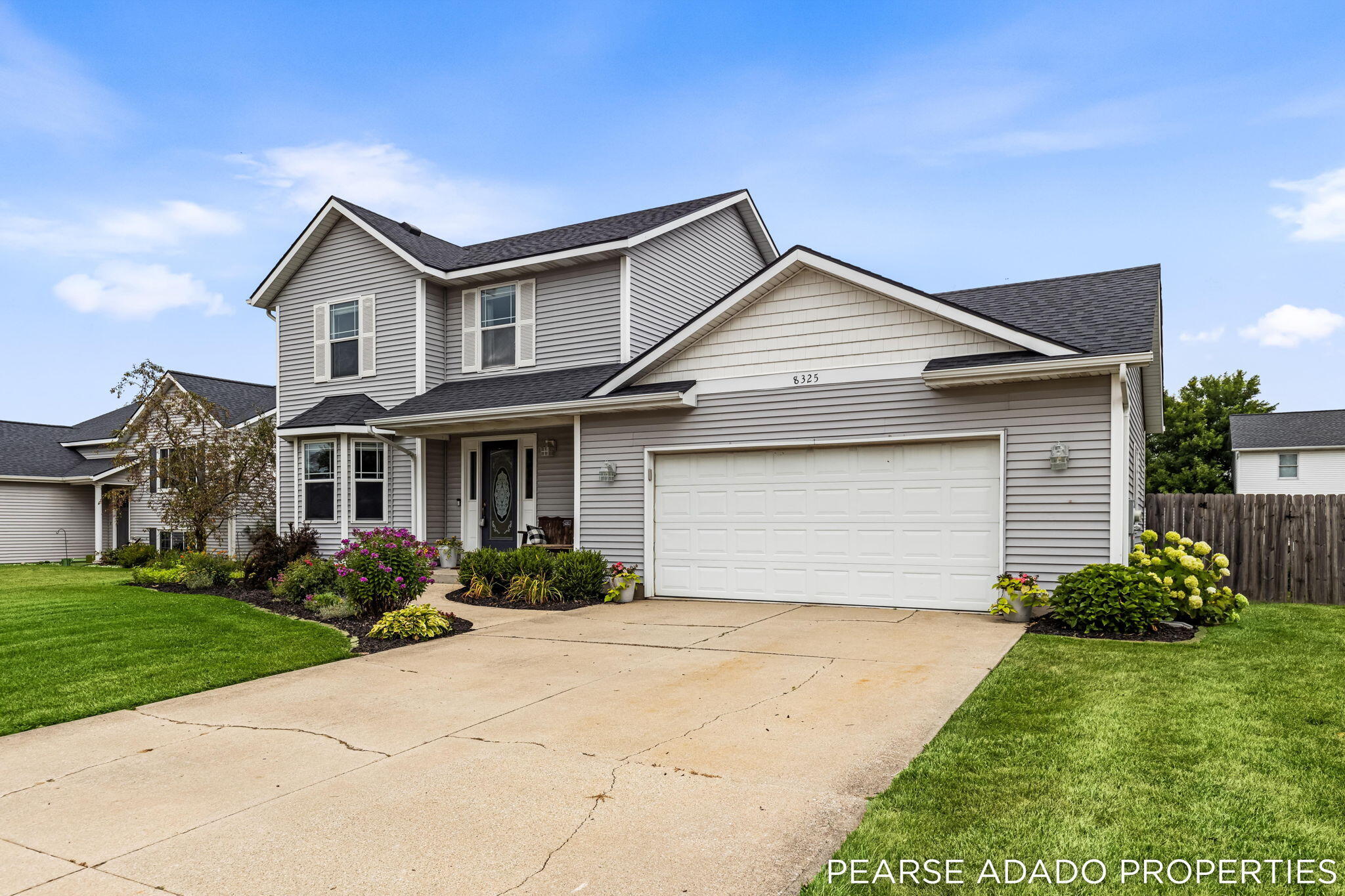 8325 Bennigan Lane Zeeland MI 49464