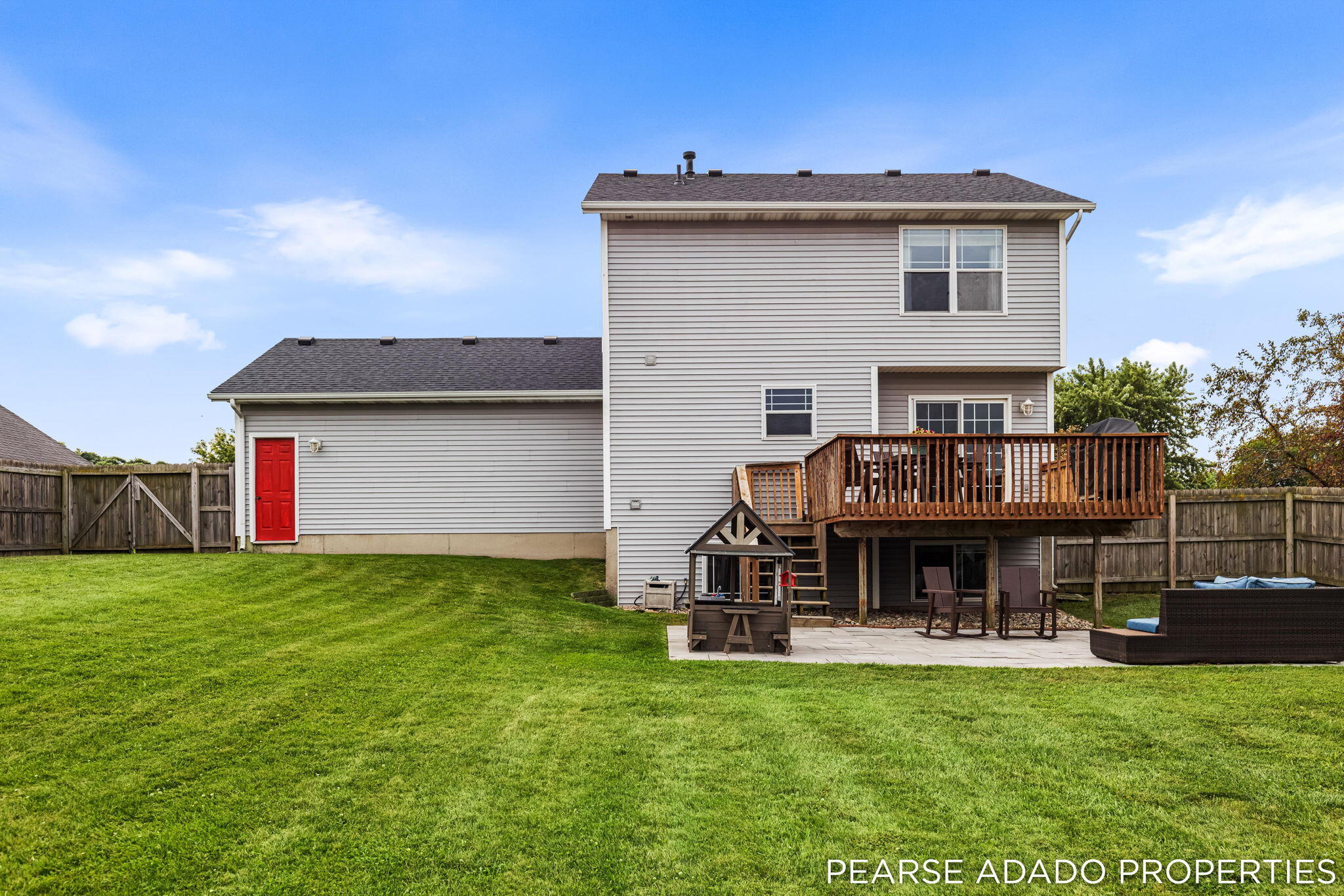 8325 Bennigan Lane Zeeland MI 49464