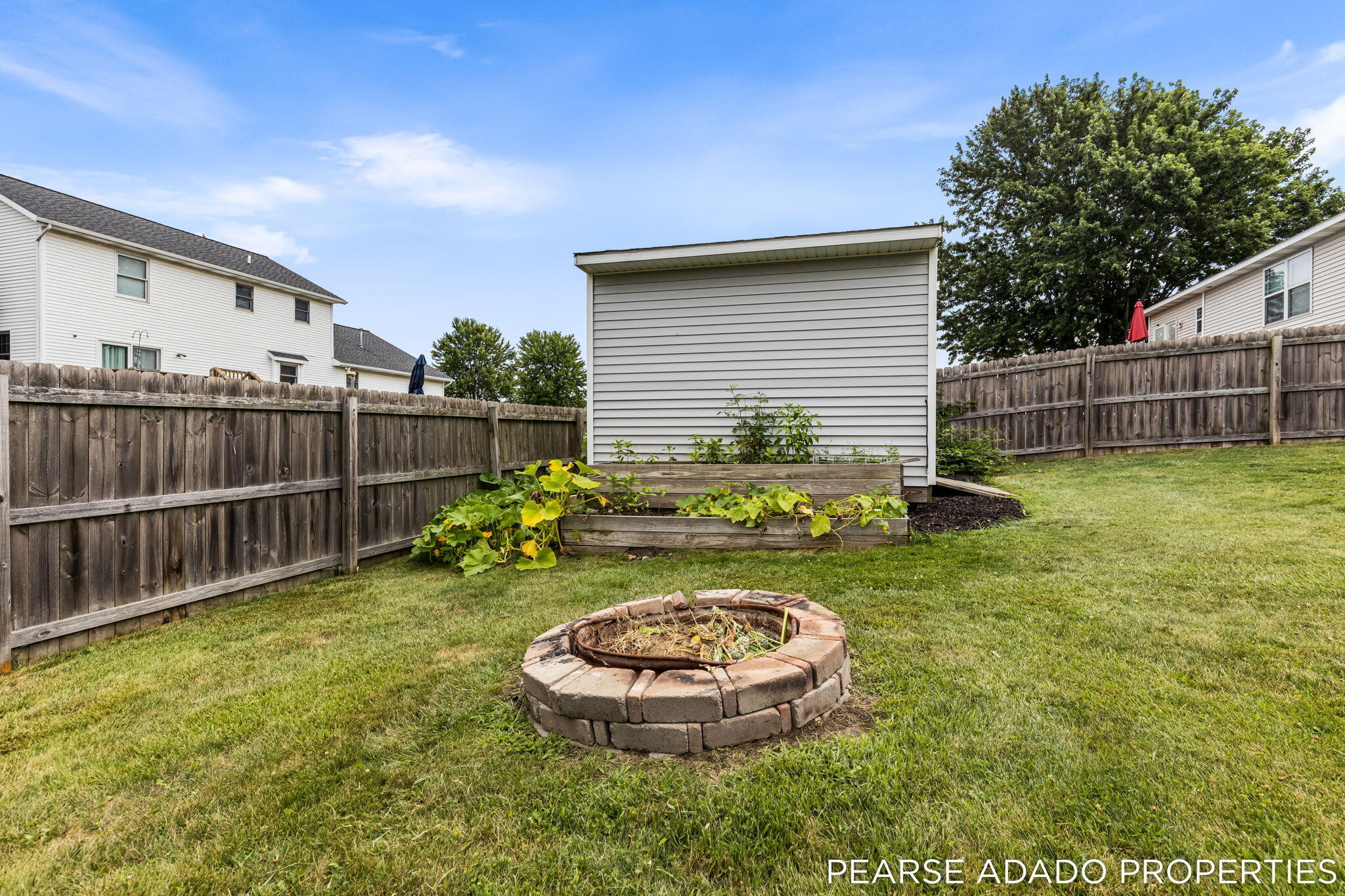 8325 Bennigan Lane Zeeland MI 49464