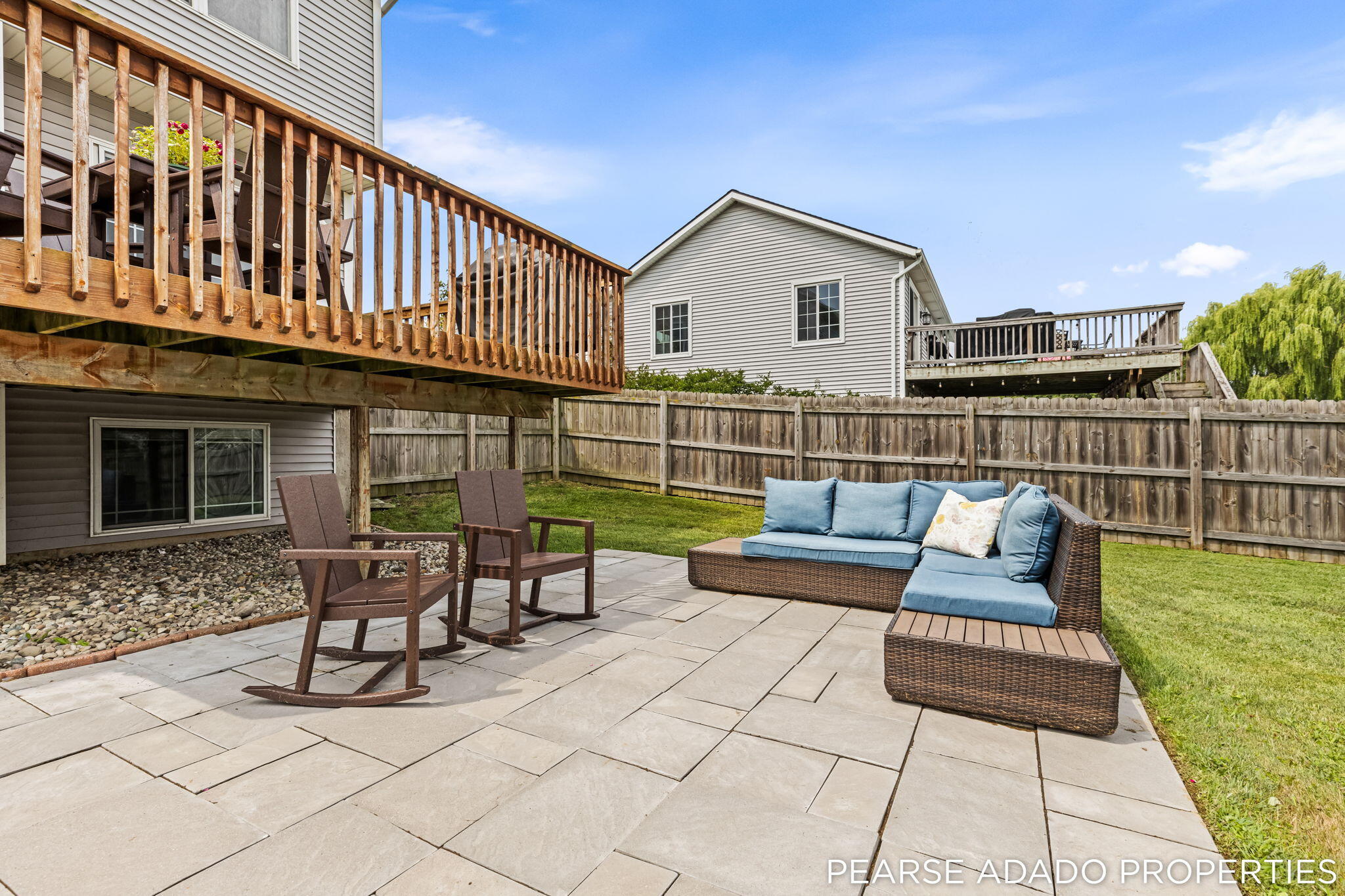 8325 Bennigan Lane Zeeland MI 49464