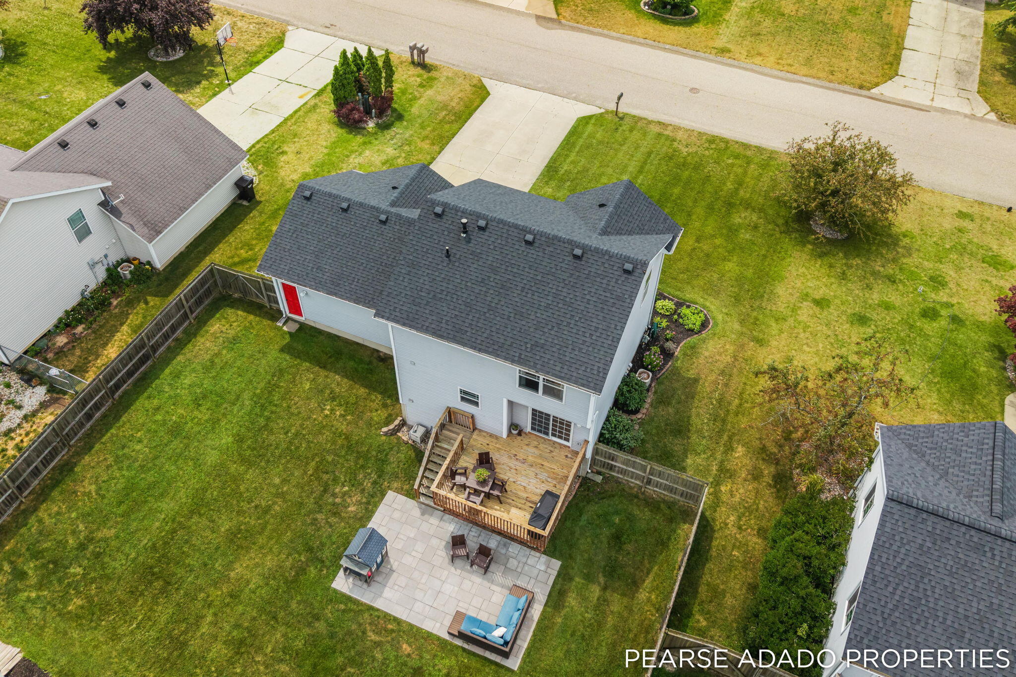 8325 Bennigan Lane Zeeland MI 49464