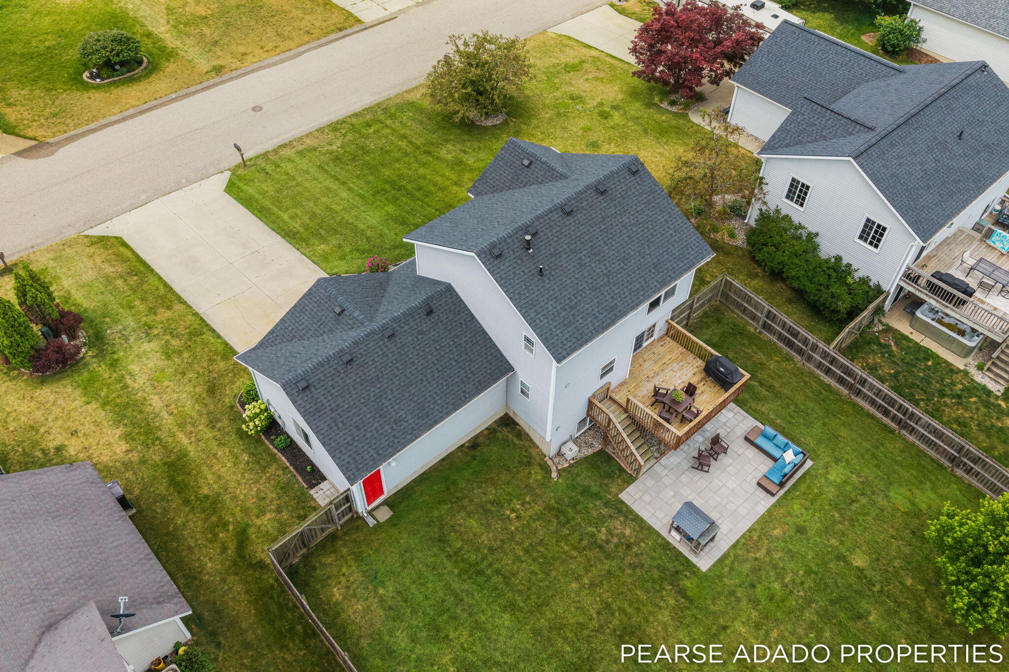 8325 Bennigan Lane Zeeland MI 49464