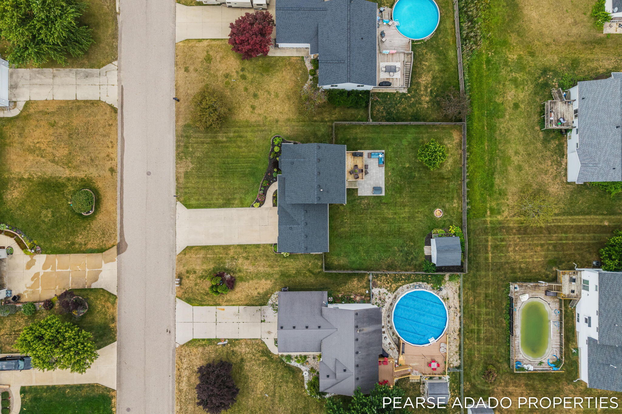 8325 Bennigan Lane Zeeland MI 49464
