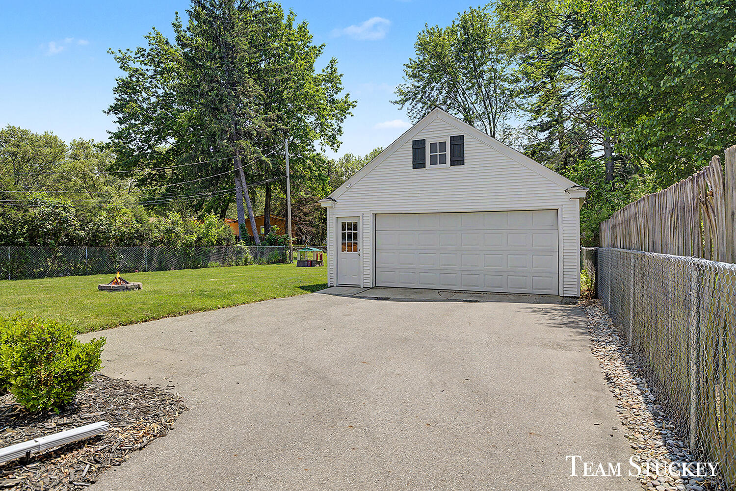 216 Boltwood Drive NE Grand Rapids MI 49505