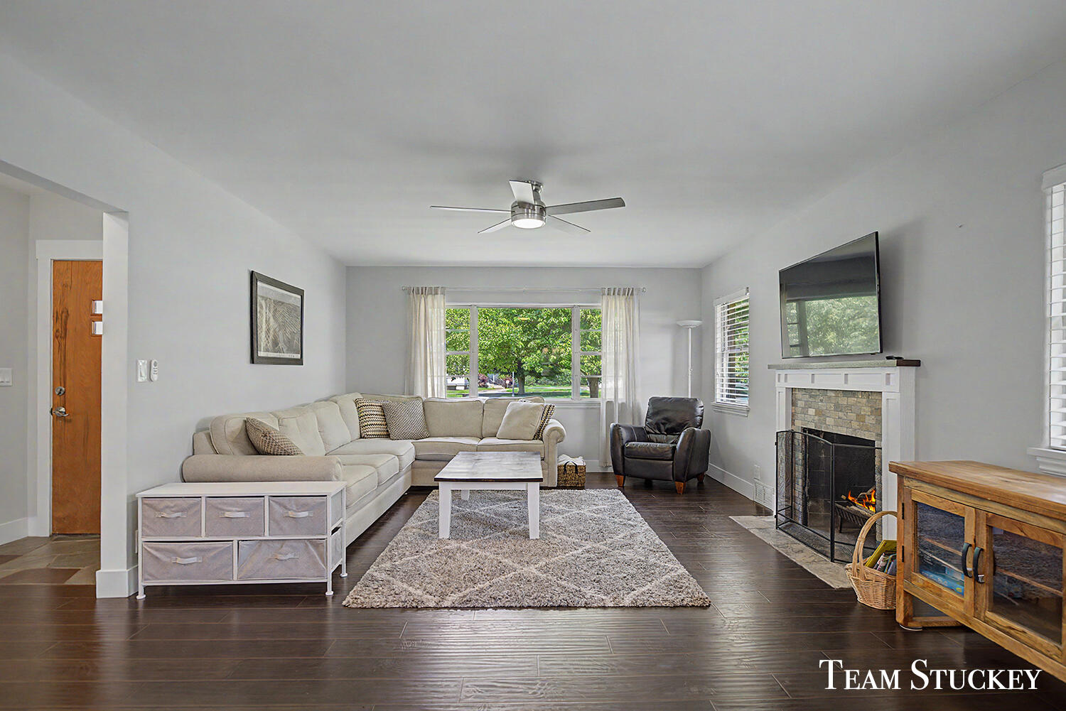 216 Boltwood Drive NE Grand Rapids MI 49505