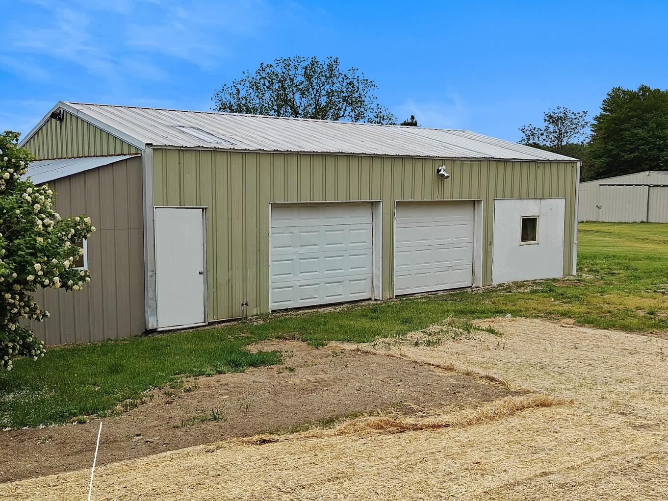 2717 Kerlikowske Road Benton Harbor MI 49022