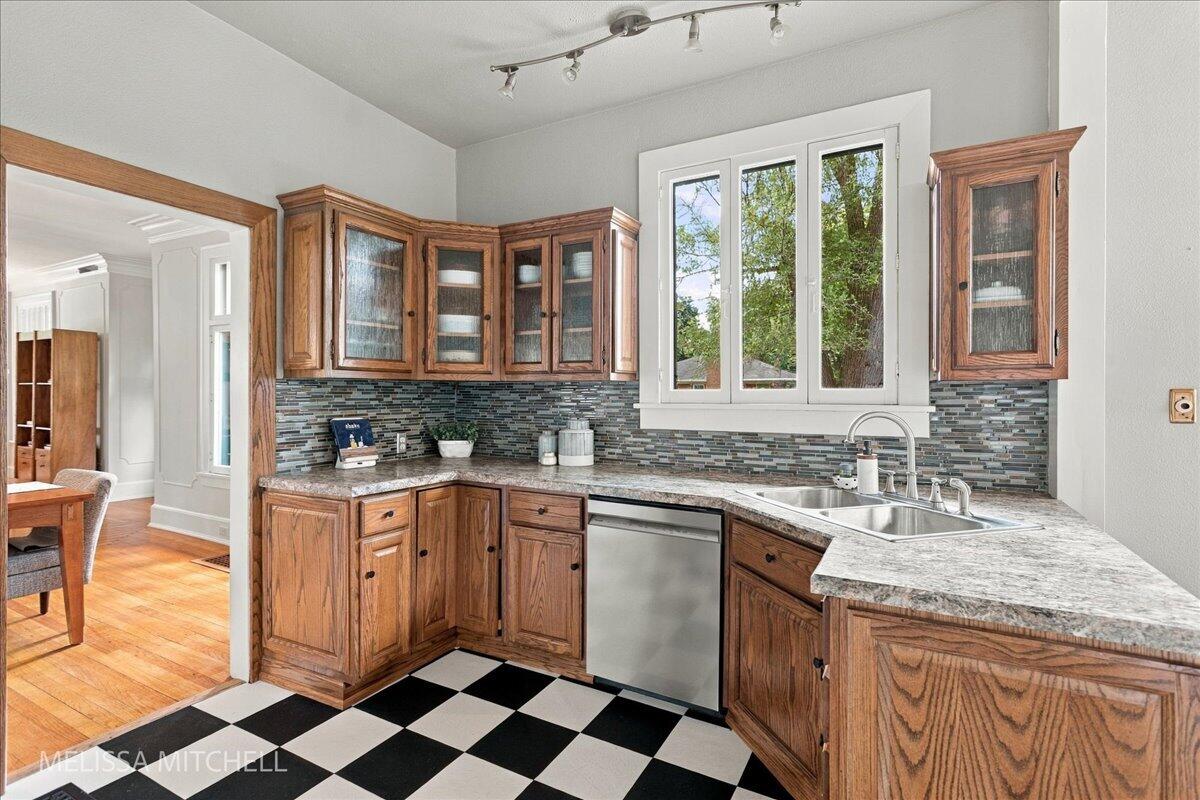 1009 Breton Road SE East Grand Rapids MI 49506