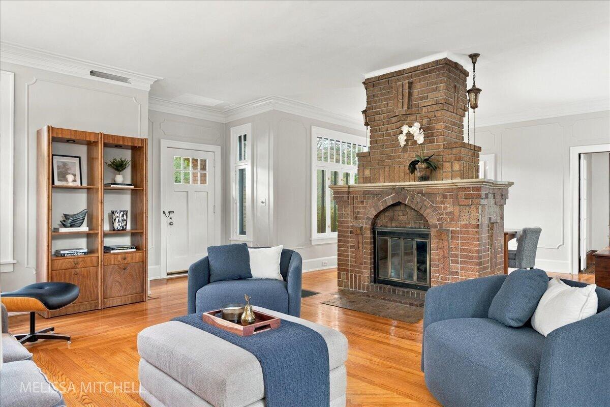 1009 Breton Road SE East Grand Rapids MI 49506
