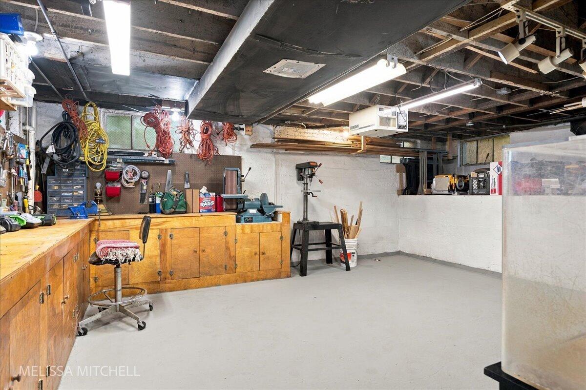 1009 Breton Road SE East Grand Rapids MI 49506
