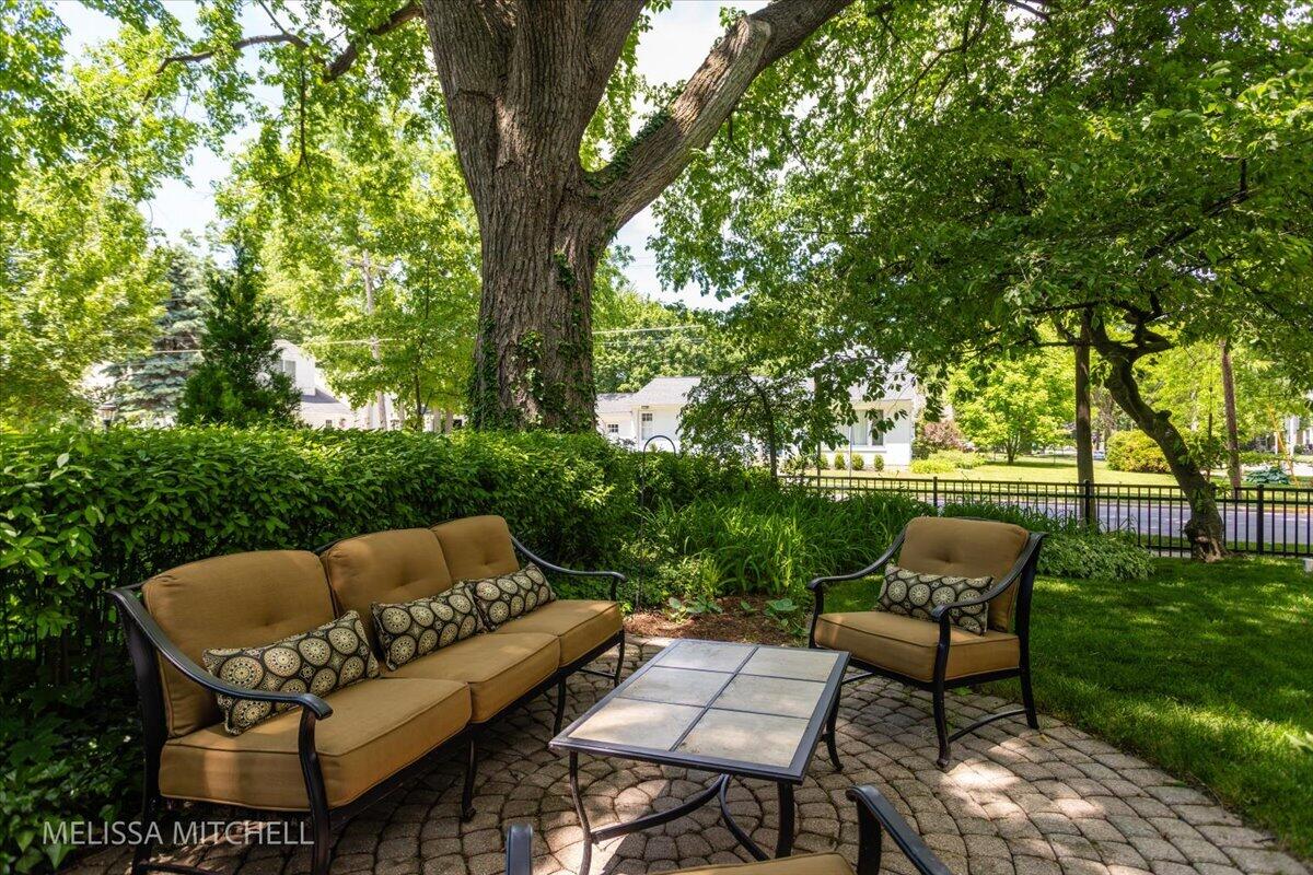 1009 Breton Road SE East Grand Rapids MI 49506