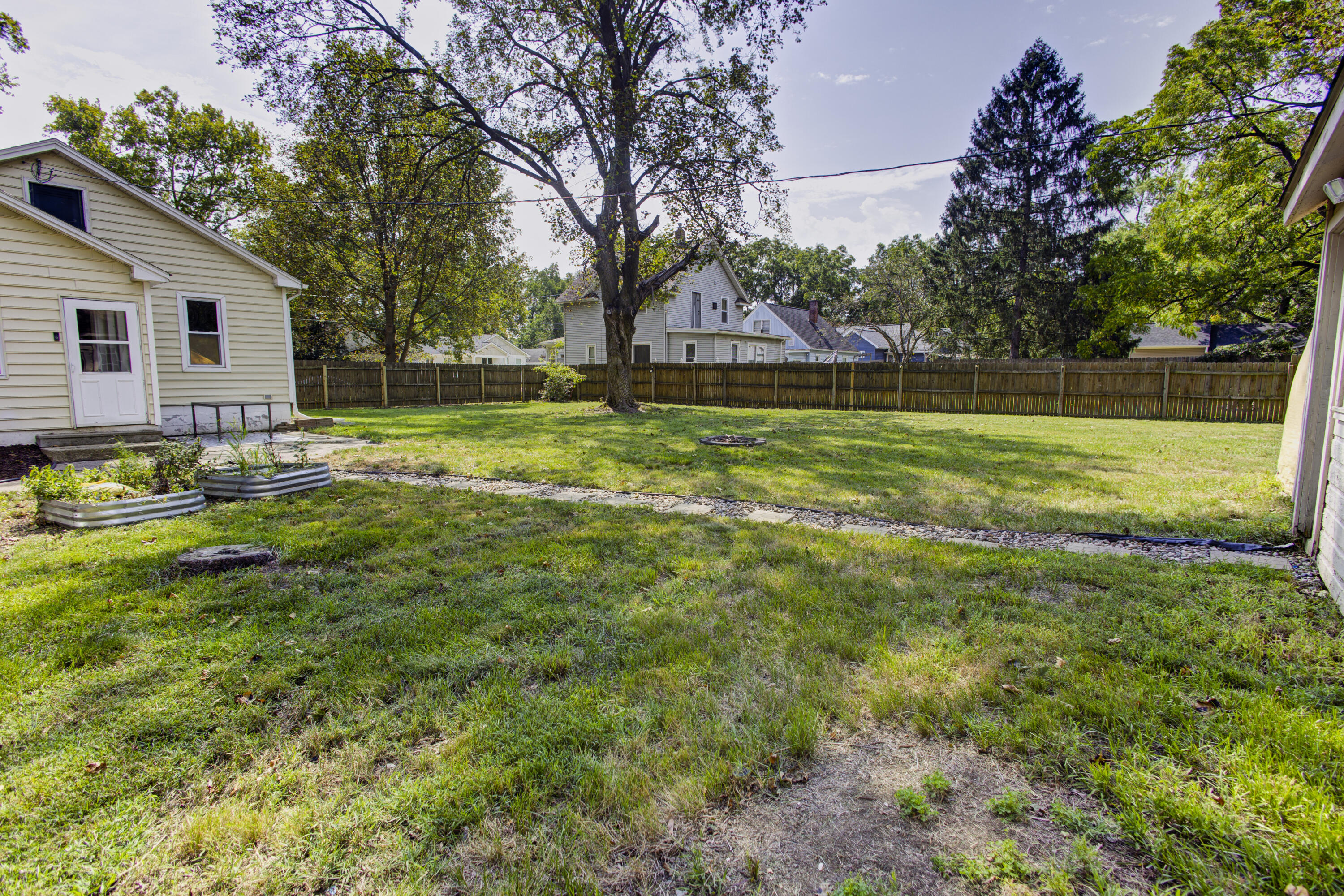 2504 Logan Avenue Kalamazoo MI 49008
