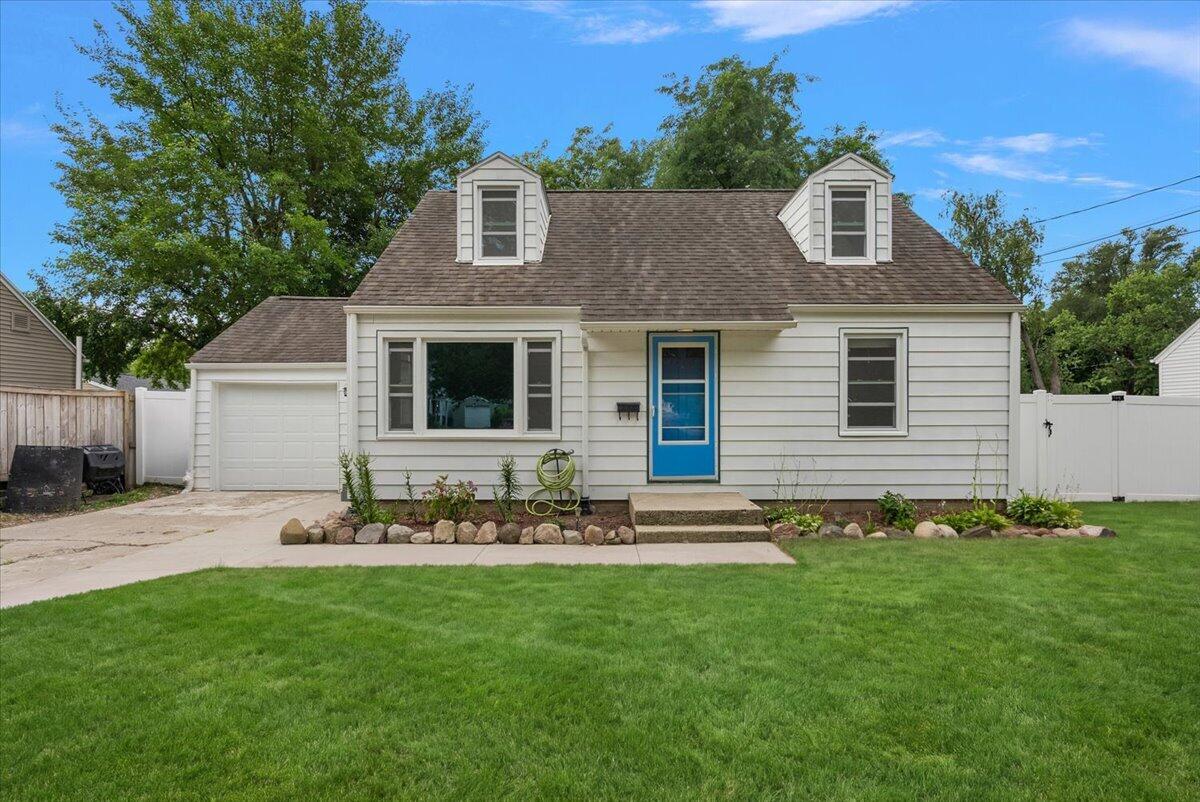 1728 Park Avenue Kalamazoo MI 49004