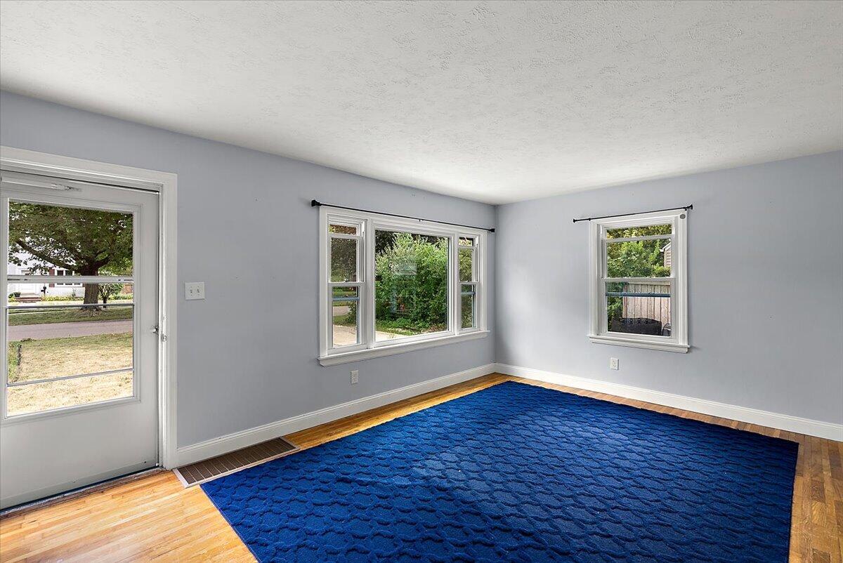 1728 Park Avenue Kalamazoo MI 49004