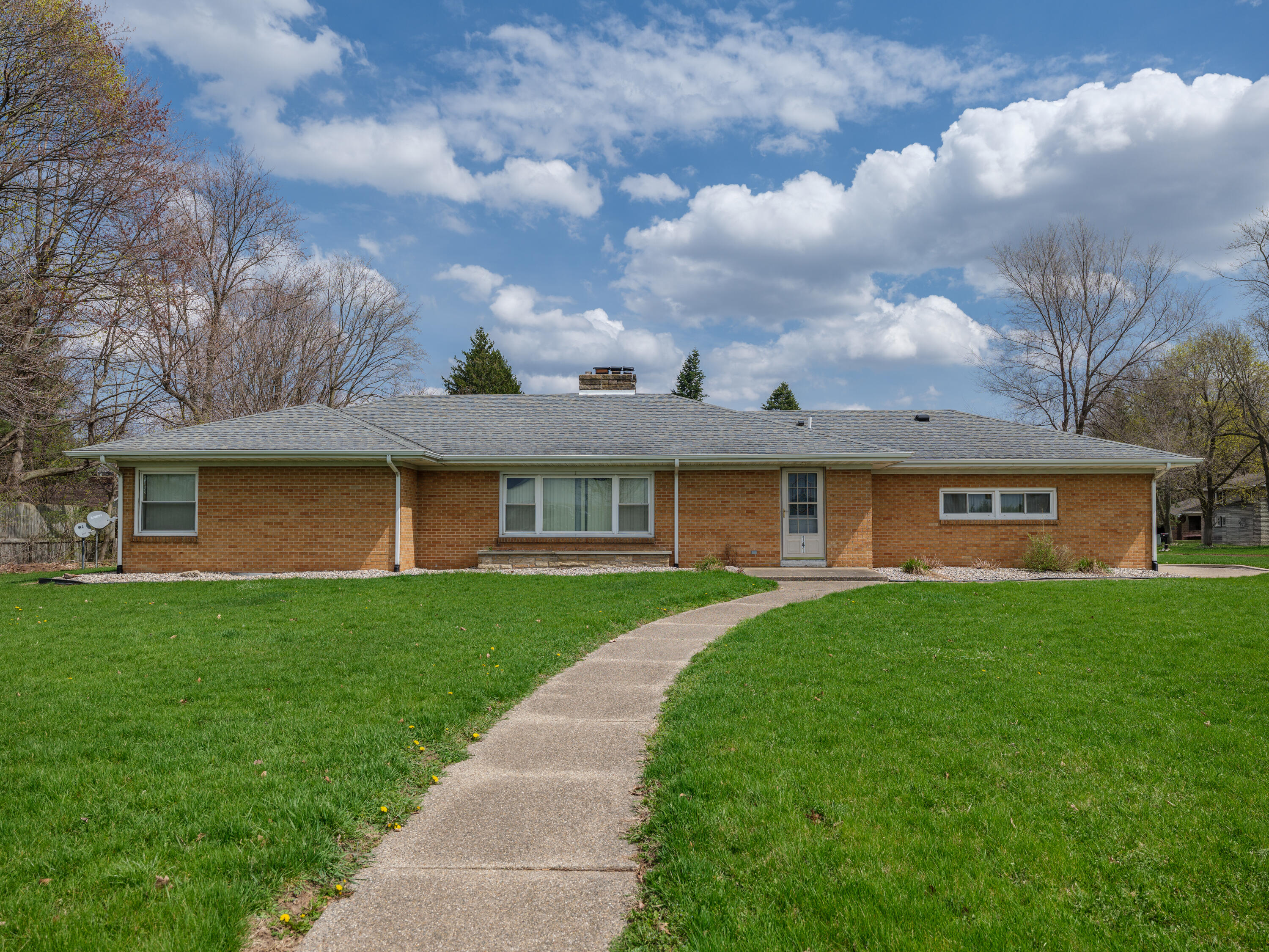 141 S Drake Road Kalamazoo MI 49009