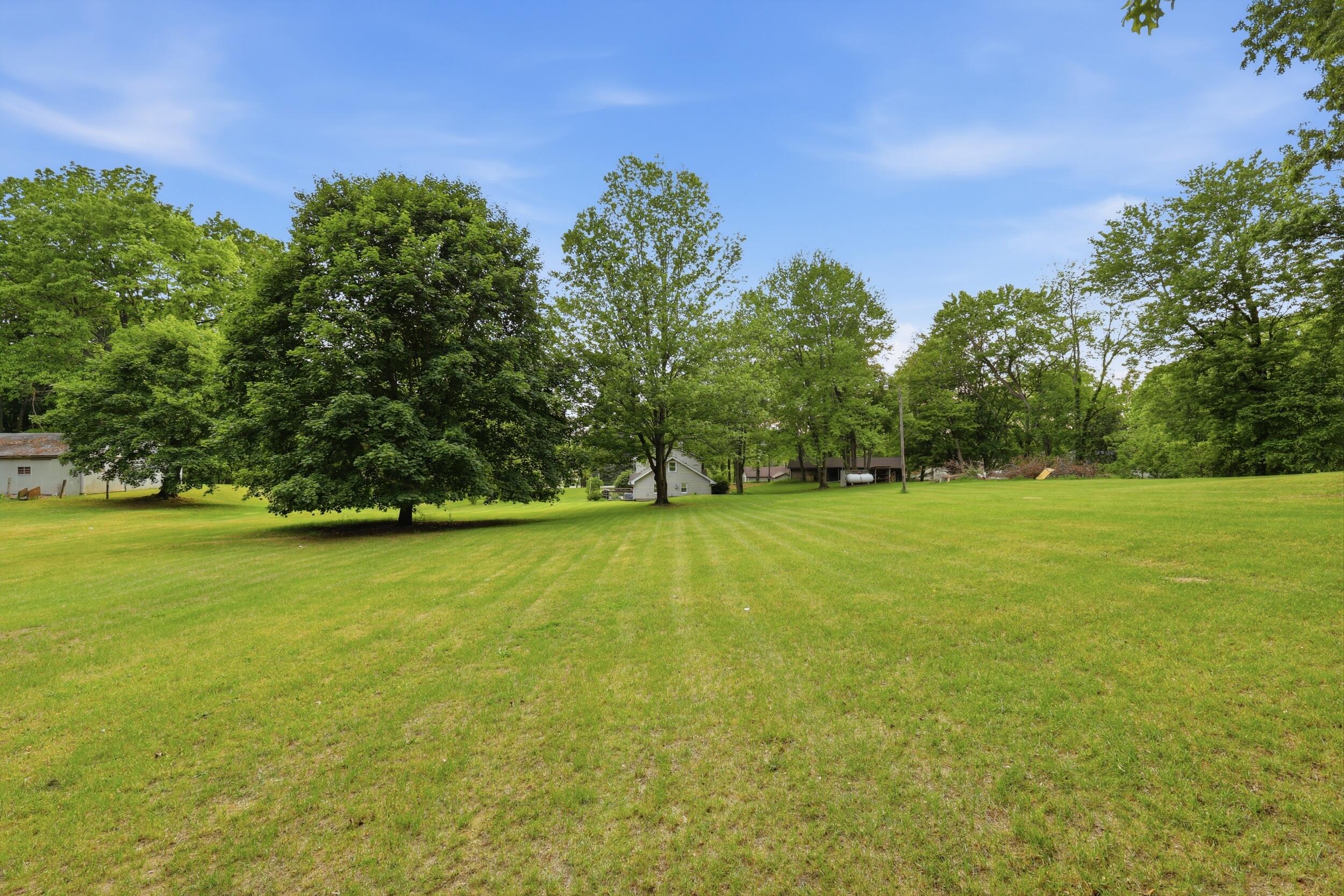 8580 N Riverview Drive Kalamazoo MI 49004