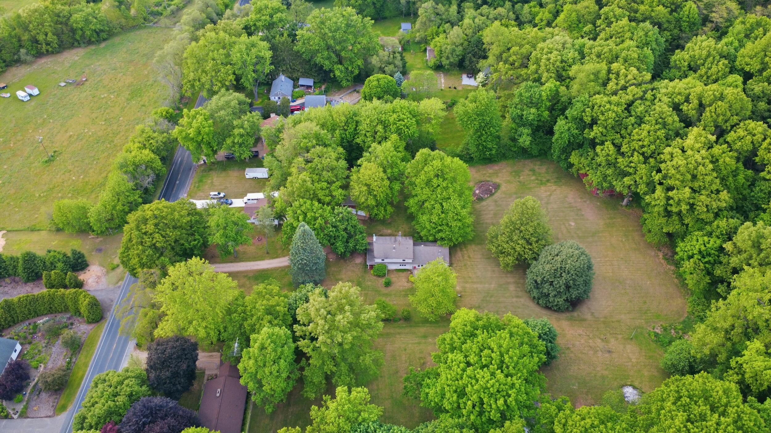 8580 N Riverview Drive Kalamazoo MI 49004