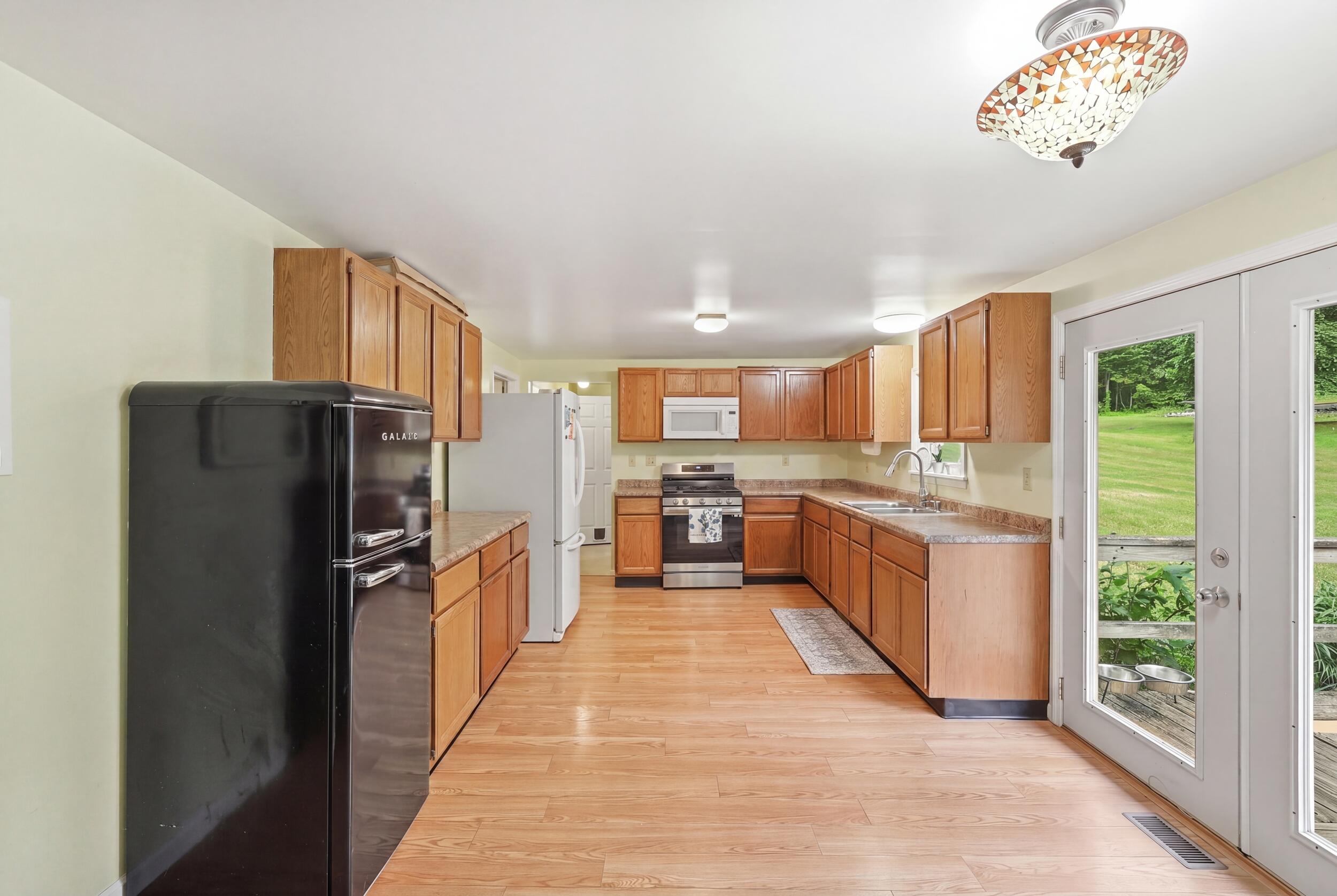 8580 N Riverview Drive Kalamazoo MI 49004