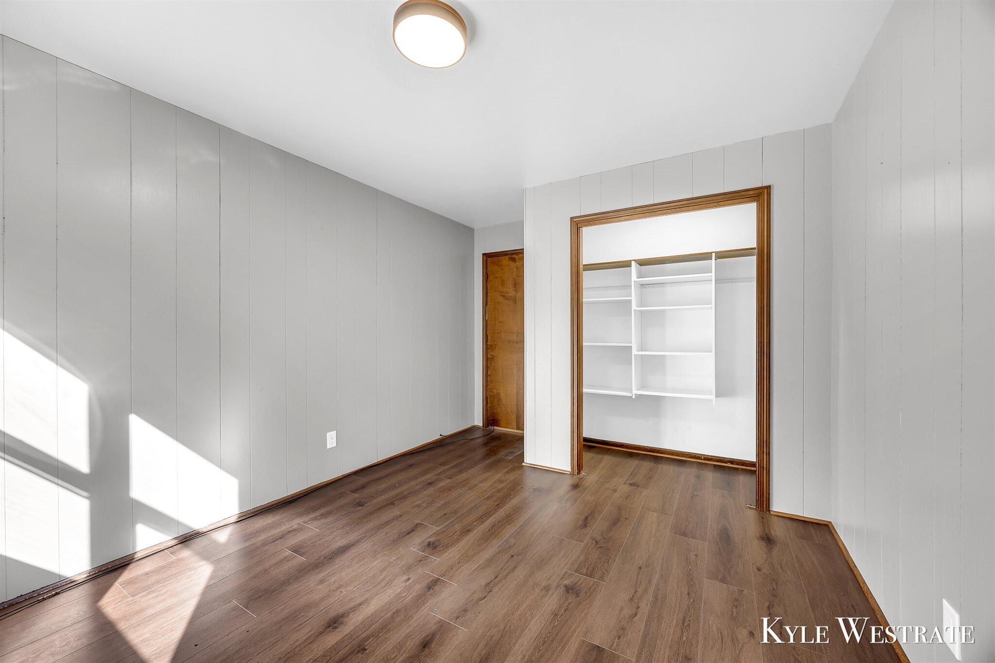 879 W 26th Street Holland MI 49423