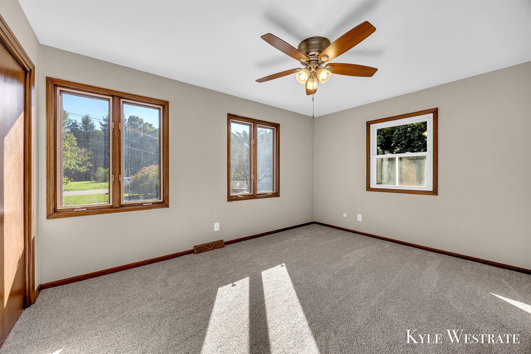 879 W 26th Street Holland MI 49423