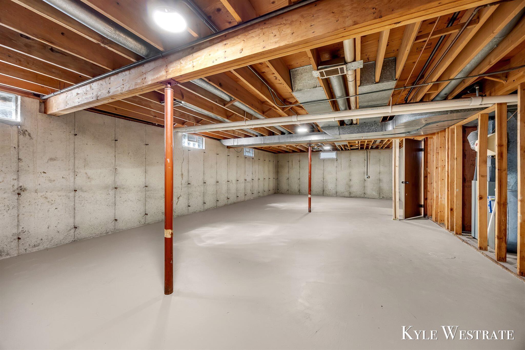 879 W 26th Street Holland MI 49423