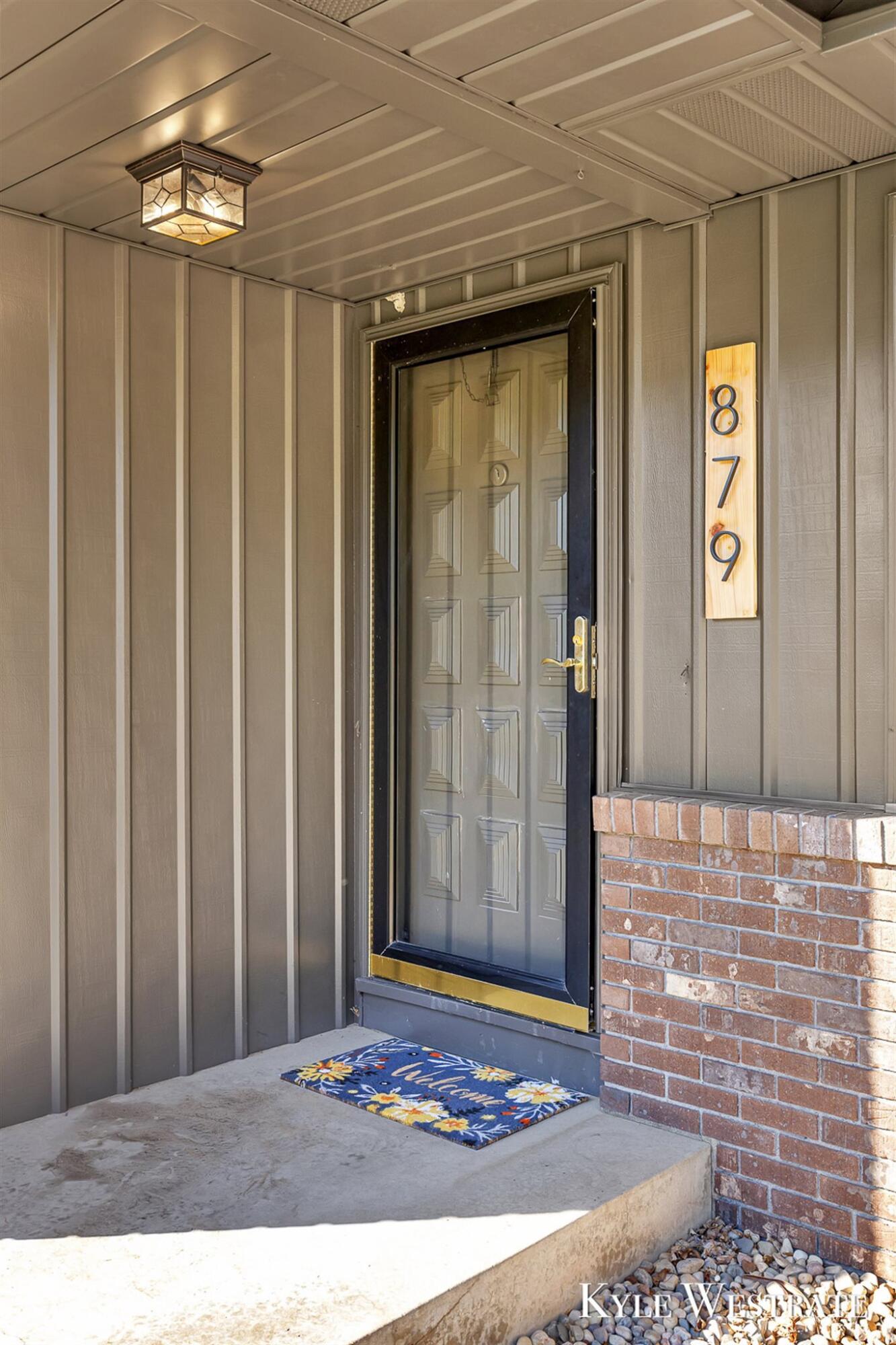 879 W 26th Street Holland MI 49423