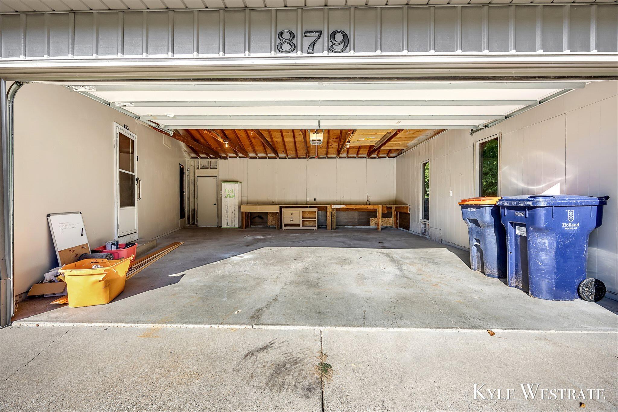 879 W 26th Street Holland MI 49423