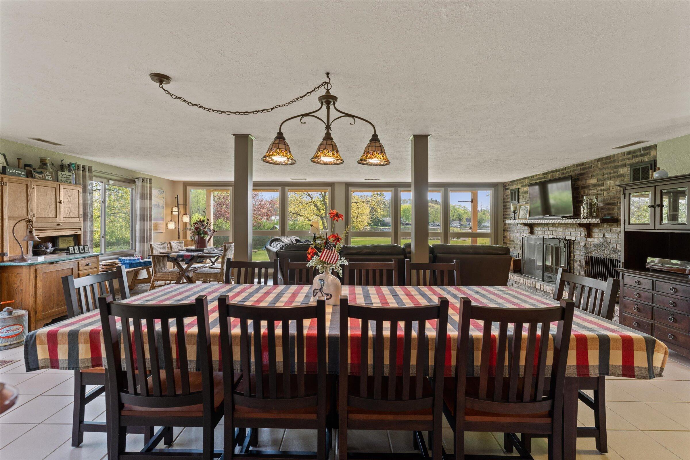 70328 Lakeview Drive Edwardsburg MI 49112