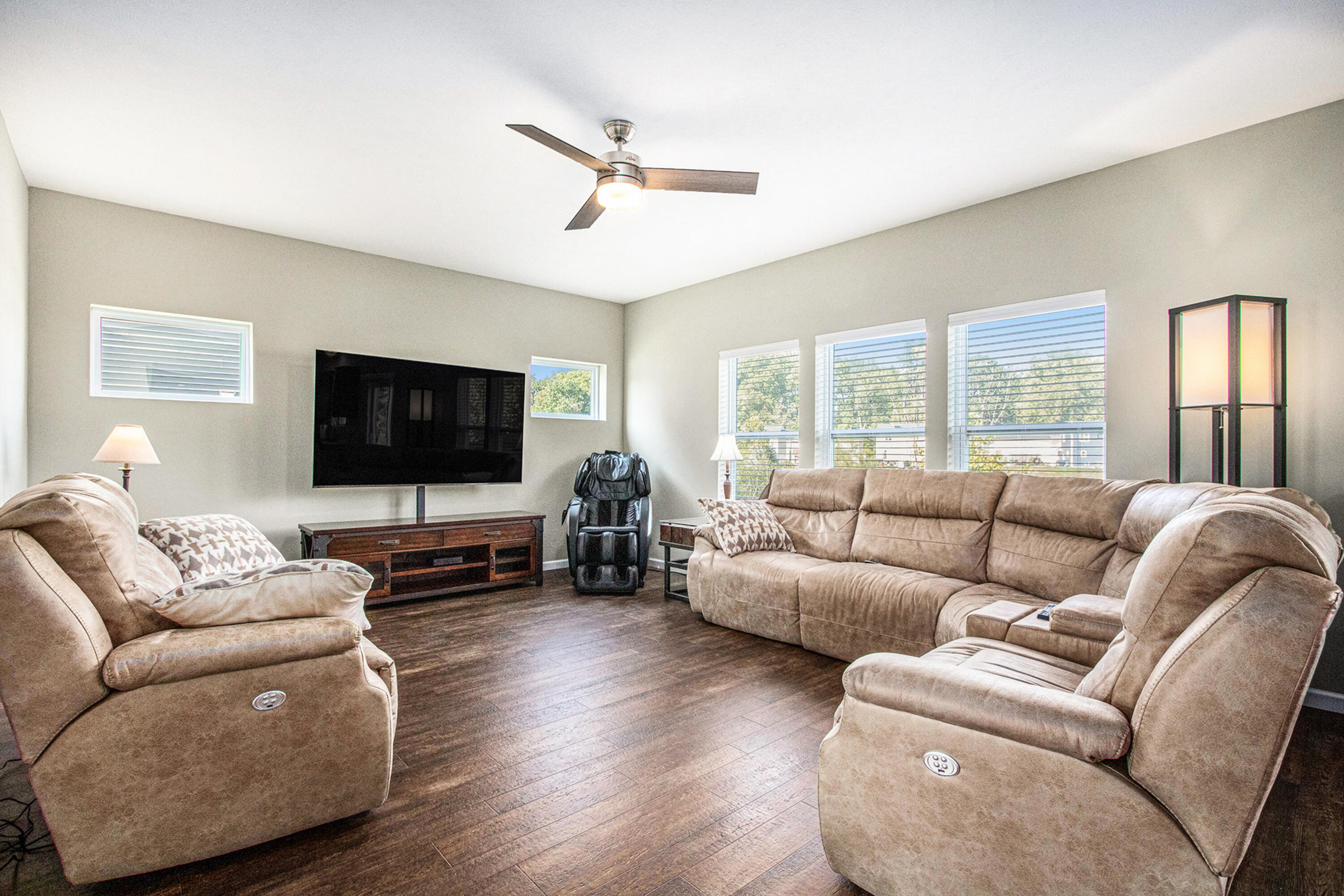 593 Trumpeter Bay Drive Benton Harbor MI 49022