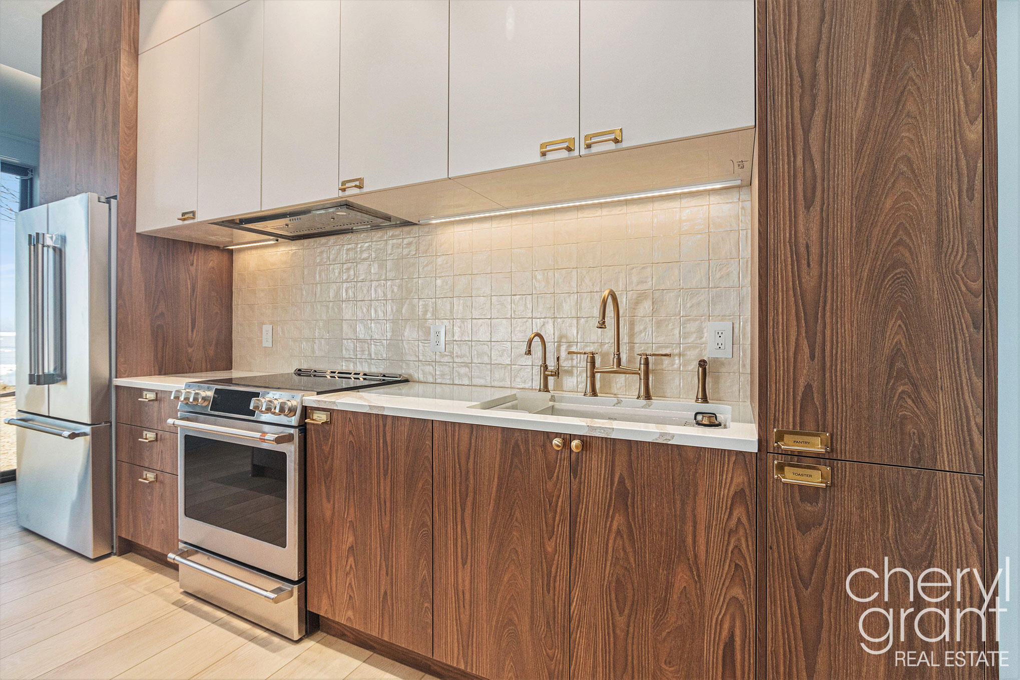 2578 Lakeshore Drive Fennville MI 49408