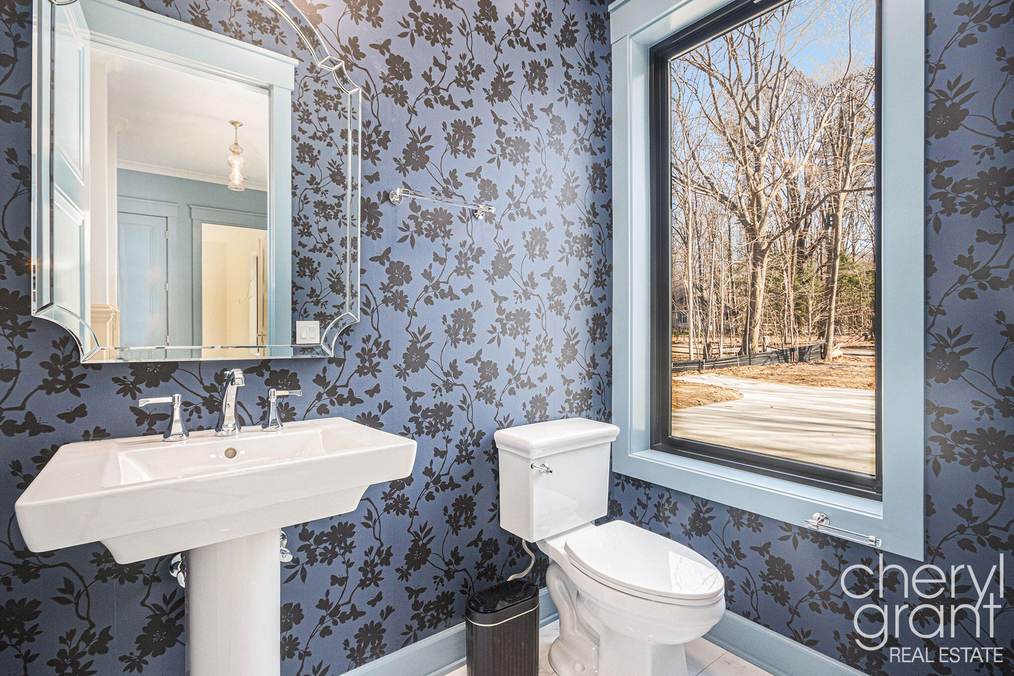 2578 Lakeshore Drive Fennville MI 49408