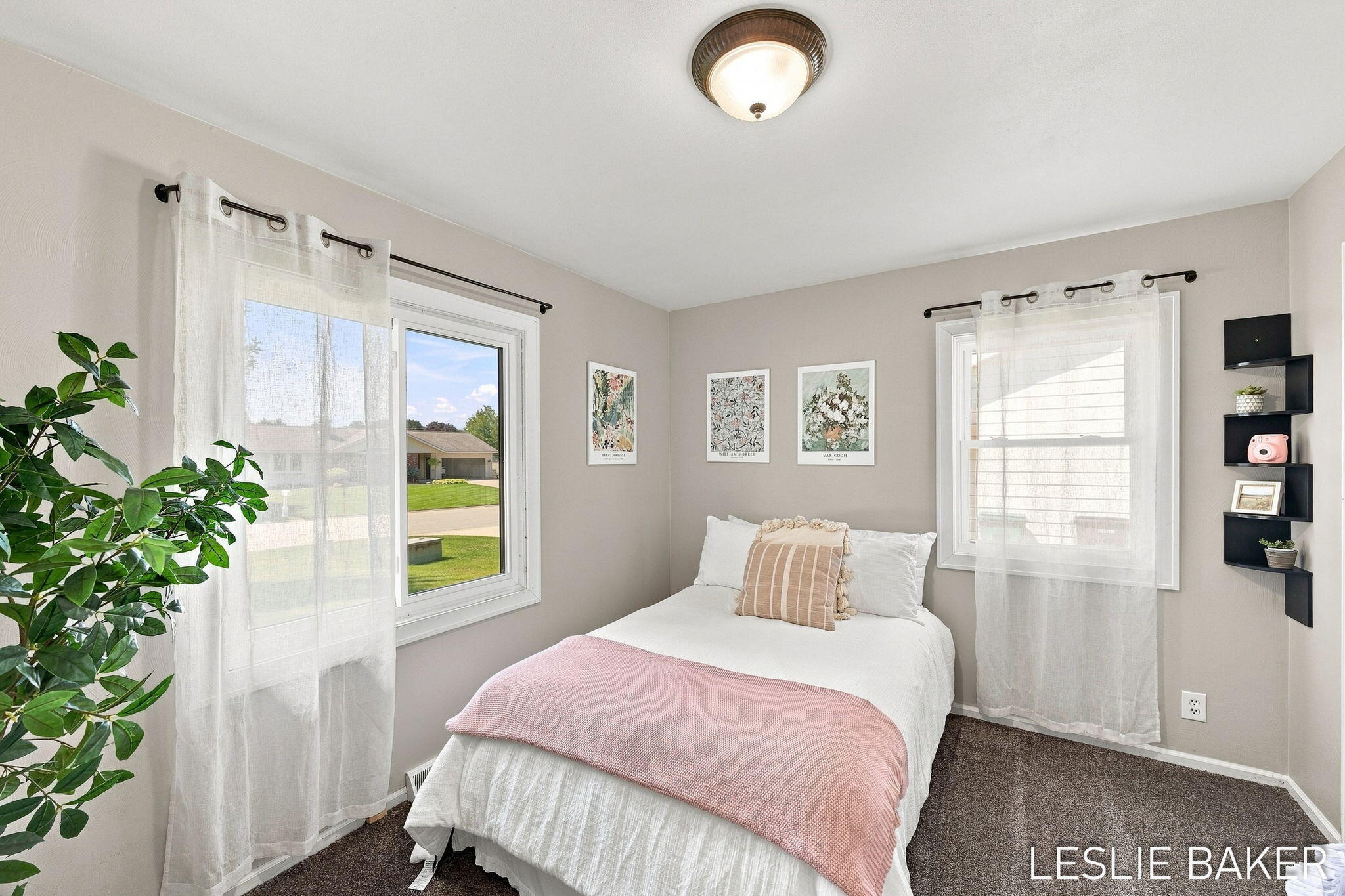 2666 Gay Paree Drive Zeeland MI 49464