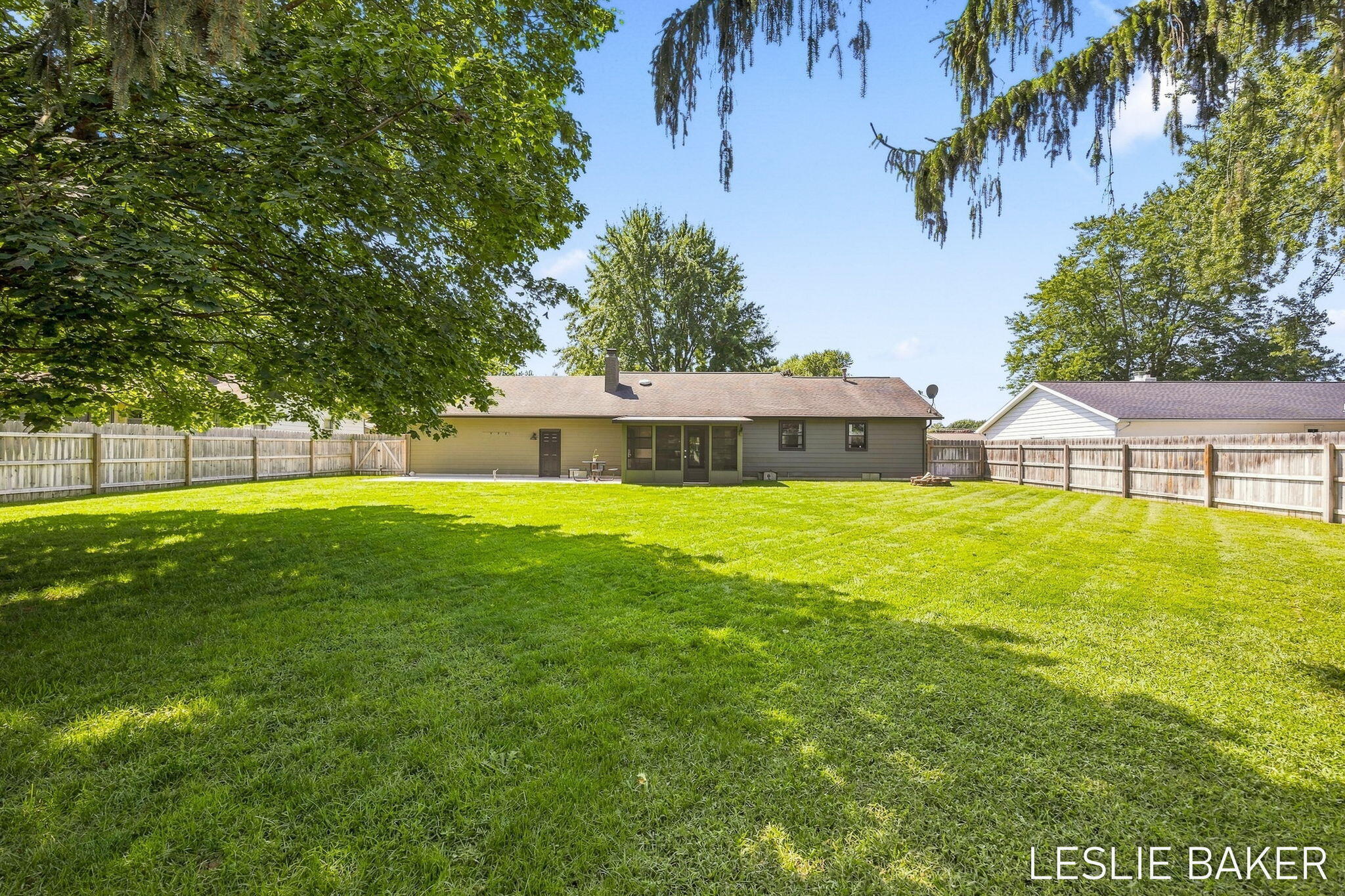2666 Gay Paree Drive Zeeland MI 49464