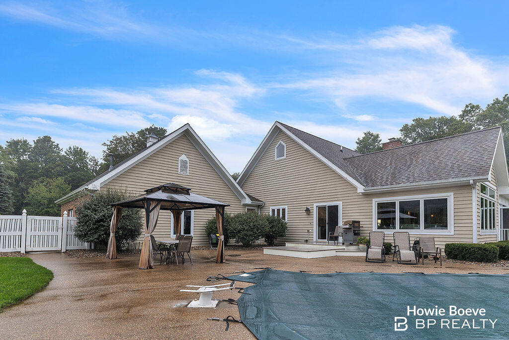 9825 Almena Drive Kalamazoo MI 49009