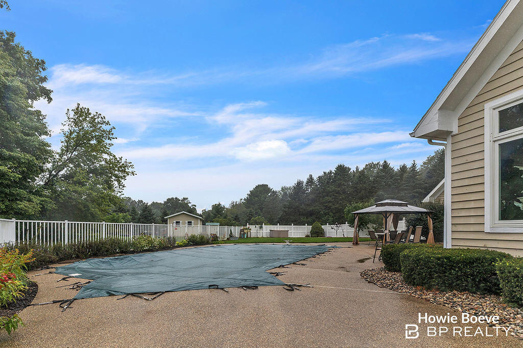 9825 Almena Drive Kalamazoo MI 49009