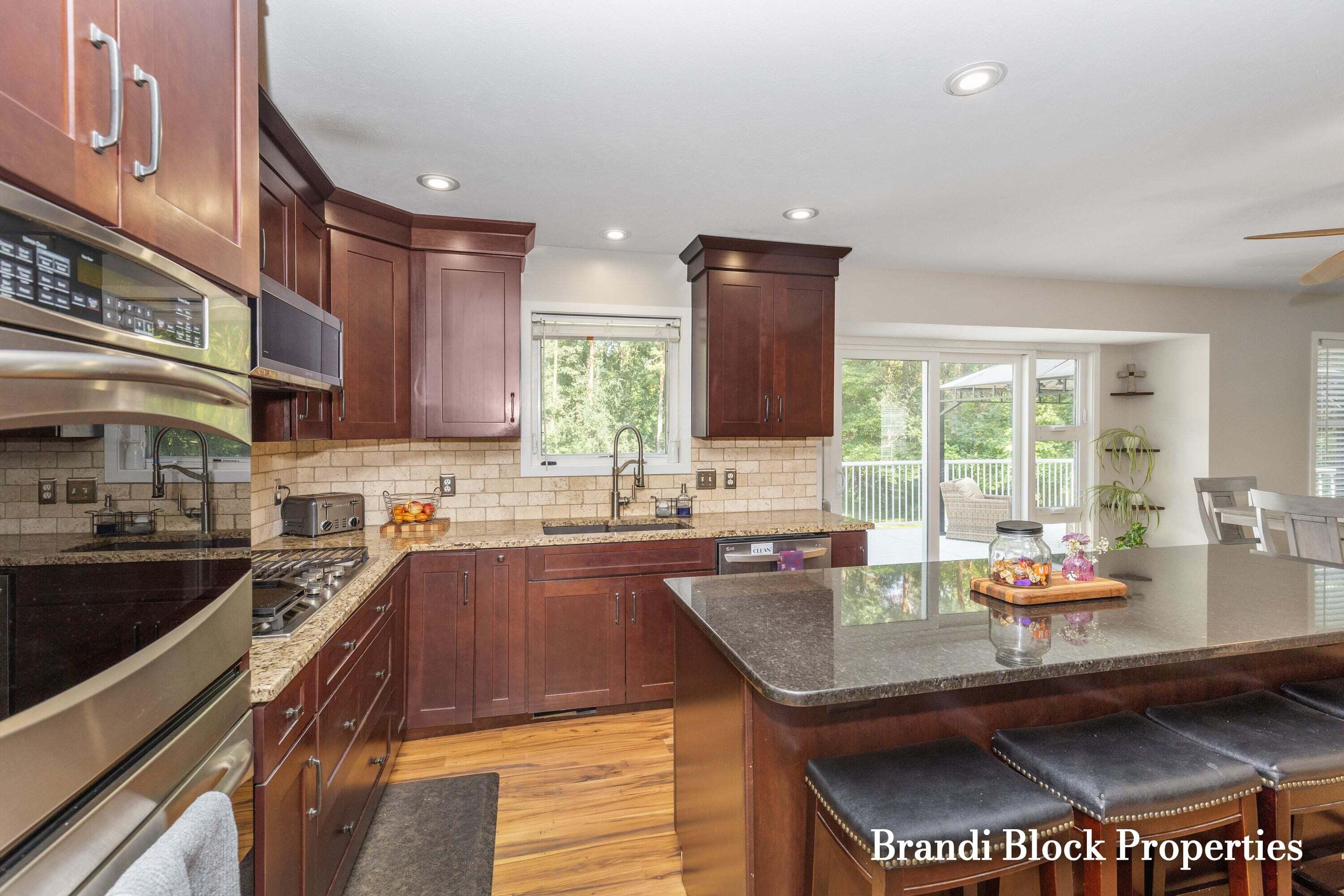 3733 Webber Pines Drive NE Grand Rapids MI 49525