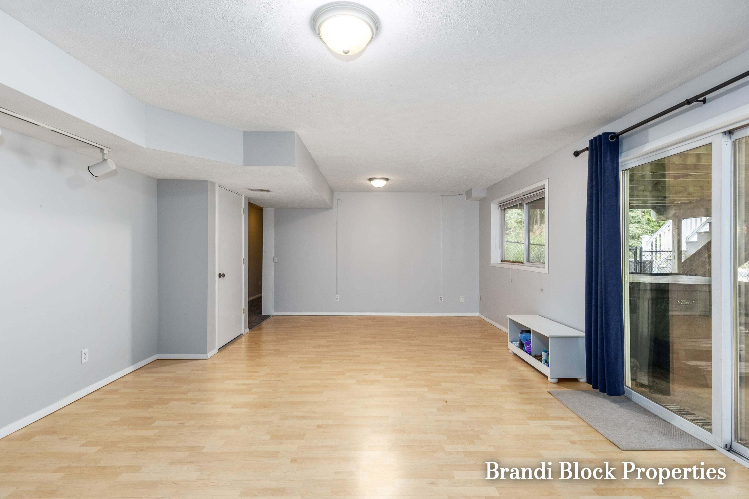 3733 Webber Pines Drive NE Grand Rapids MI 49525