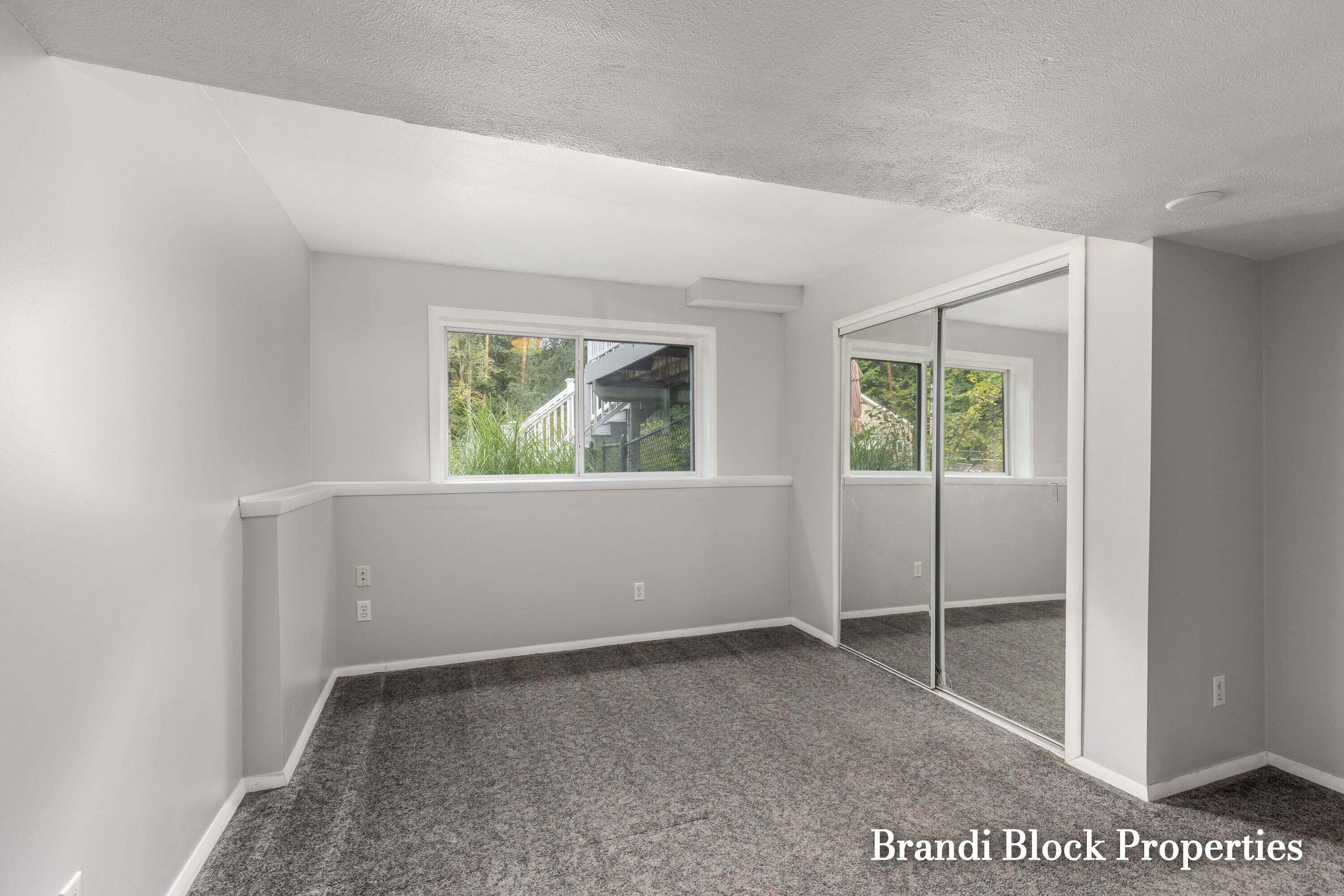 3733 Webber Pines Drive NE Grand Rapids MI 49525