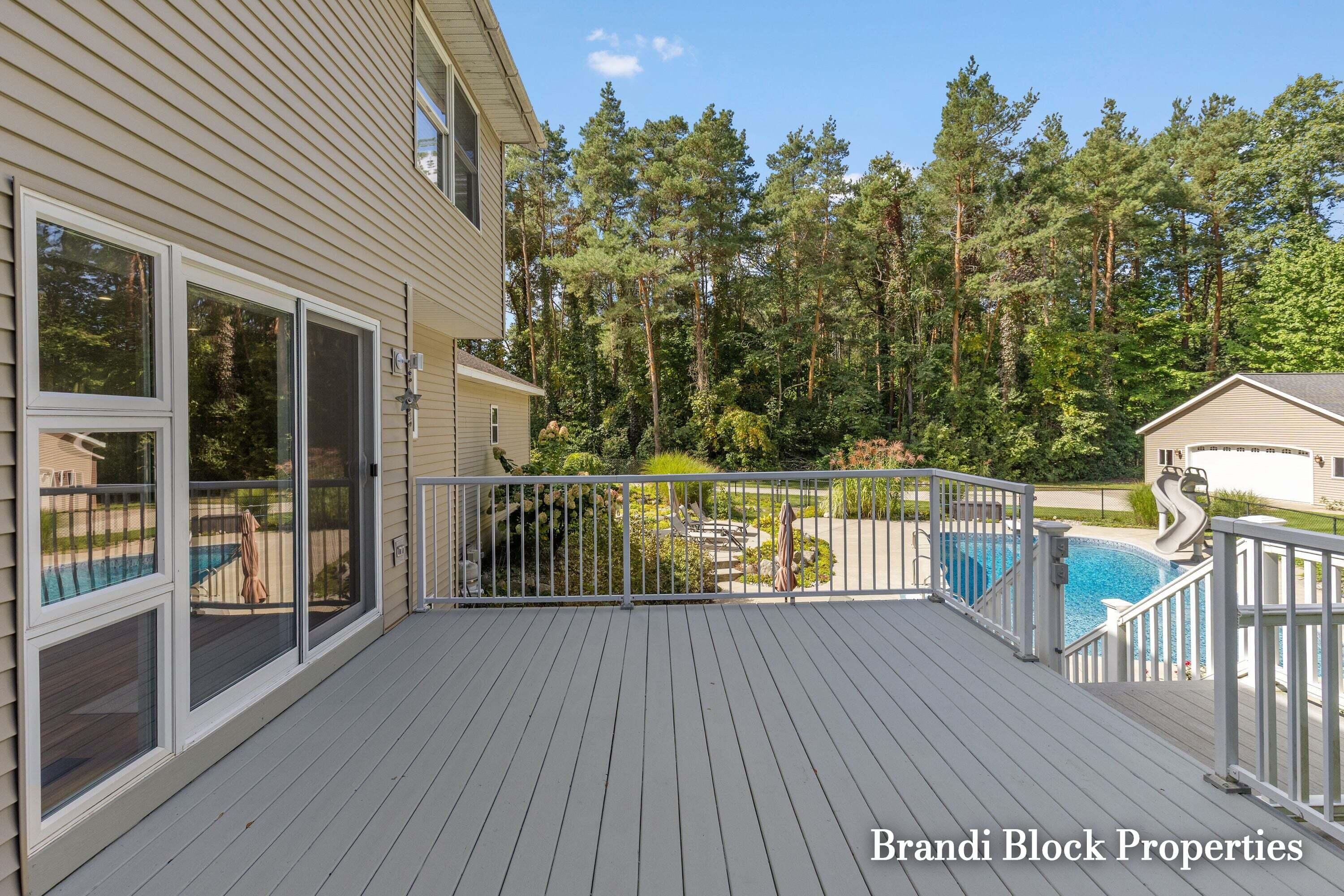3733 Webber Pines Drive NE Grand Rapids MI 49525